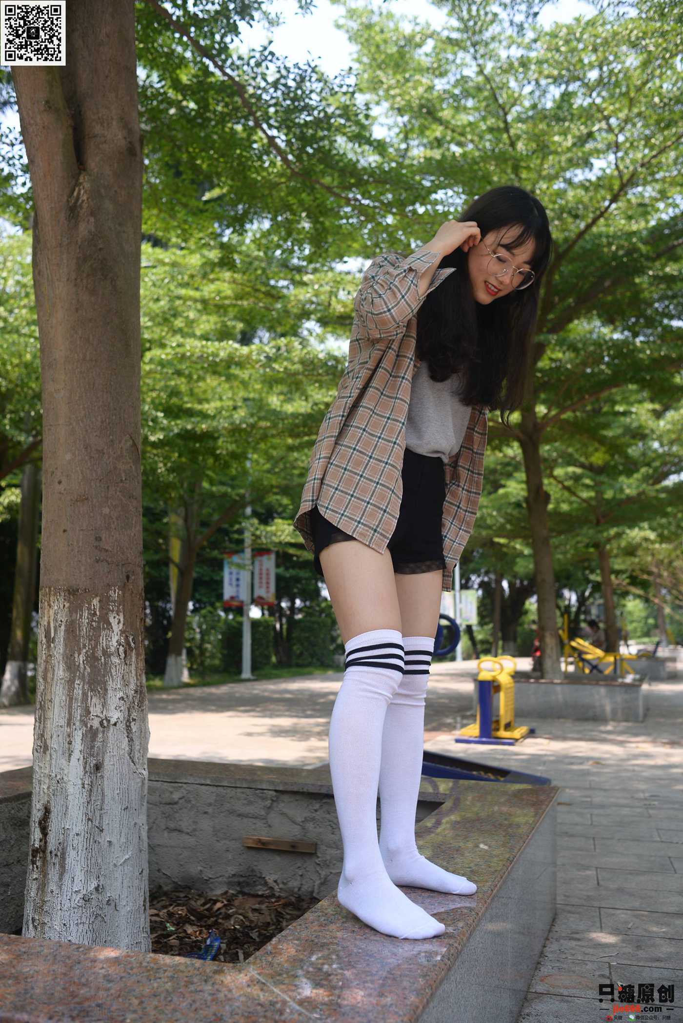 只糖棉袜 NO.374 潘潘 – 风和日暖 [82P/345MB]插图4