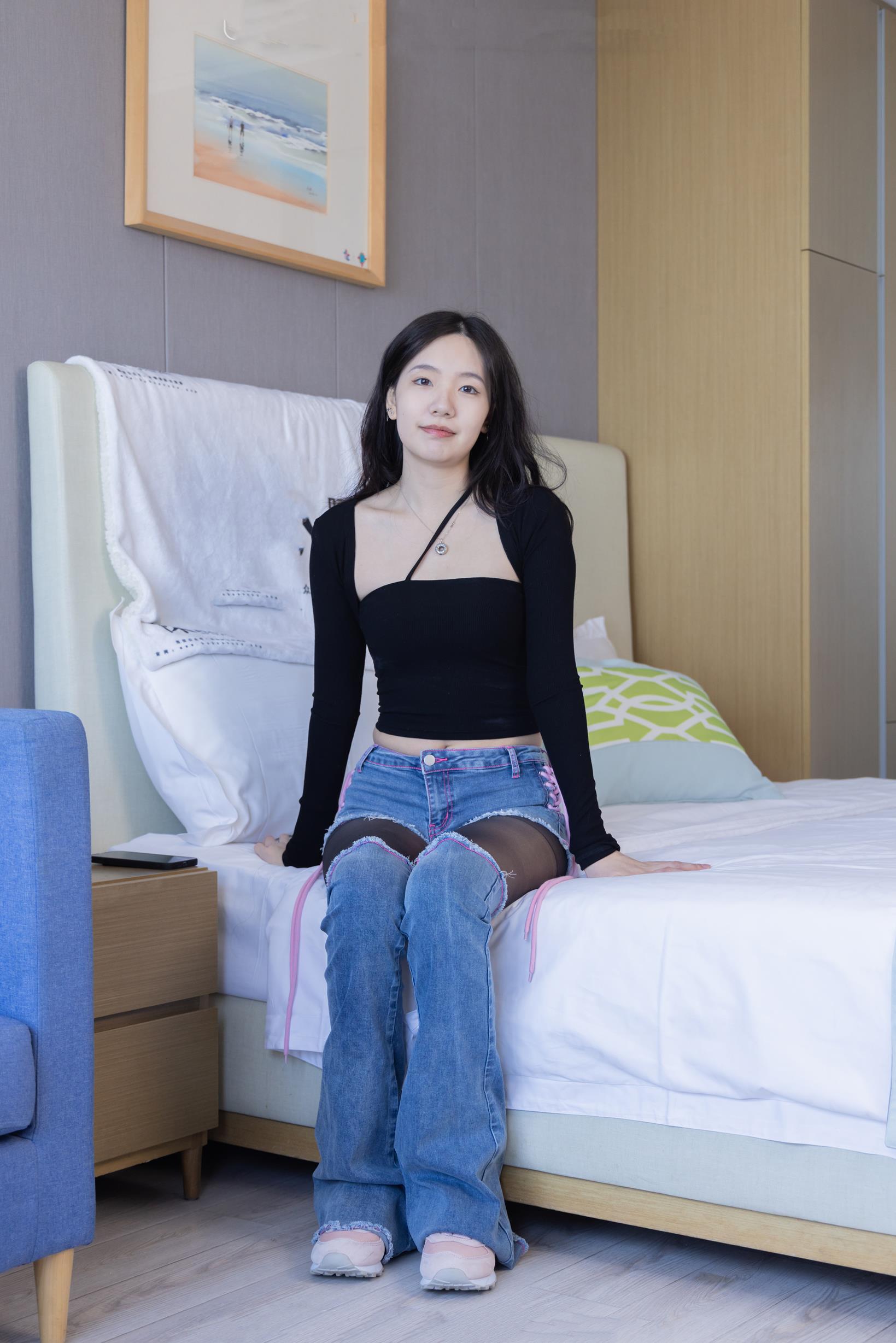 袜啵啵 317 小甜豆花絮版运动鞋可拆卸牛仔裤粉棉袜黑丝[140P/1V/6.37G]插图1