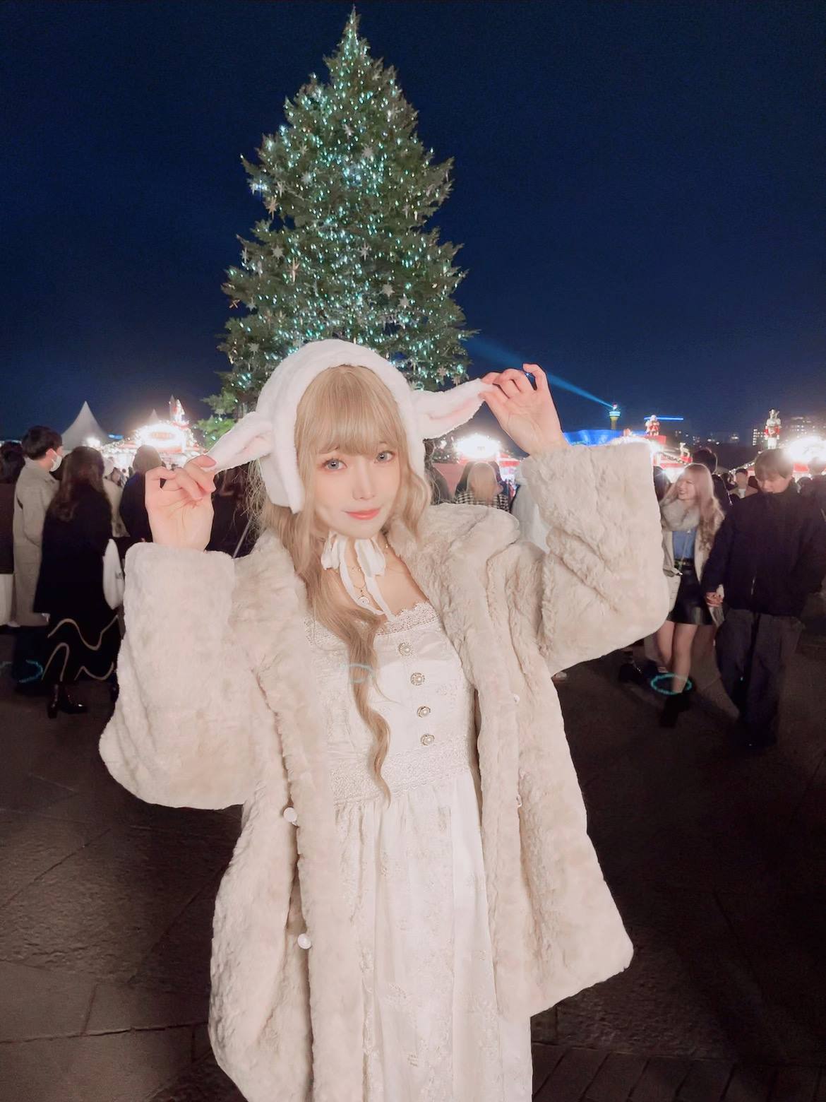 Ely_eee(ElyEE子) – Winter Market Lamb[36P/3V/147MB]插图1