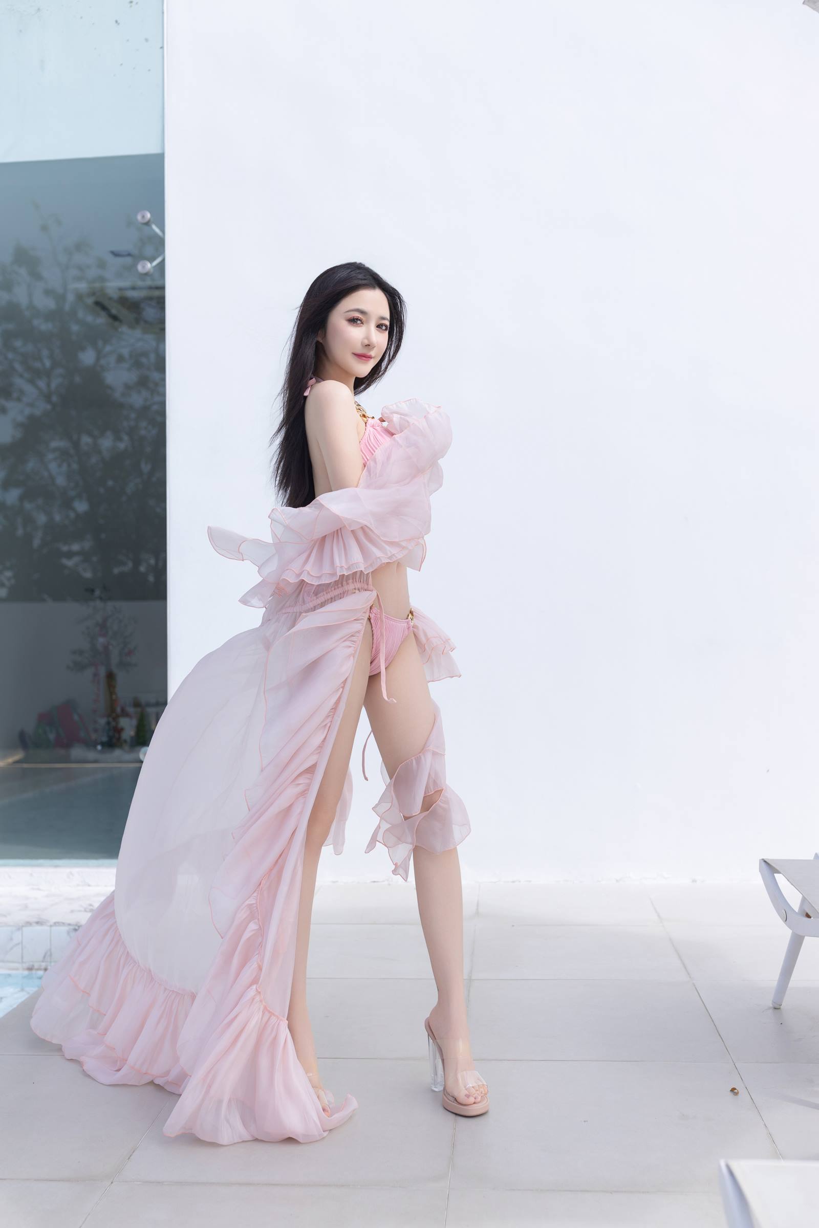 鱼子酱Fish《粉色彼基尼》[124P/1.41GB]插图2