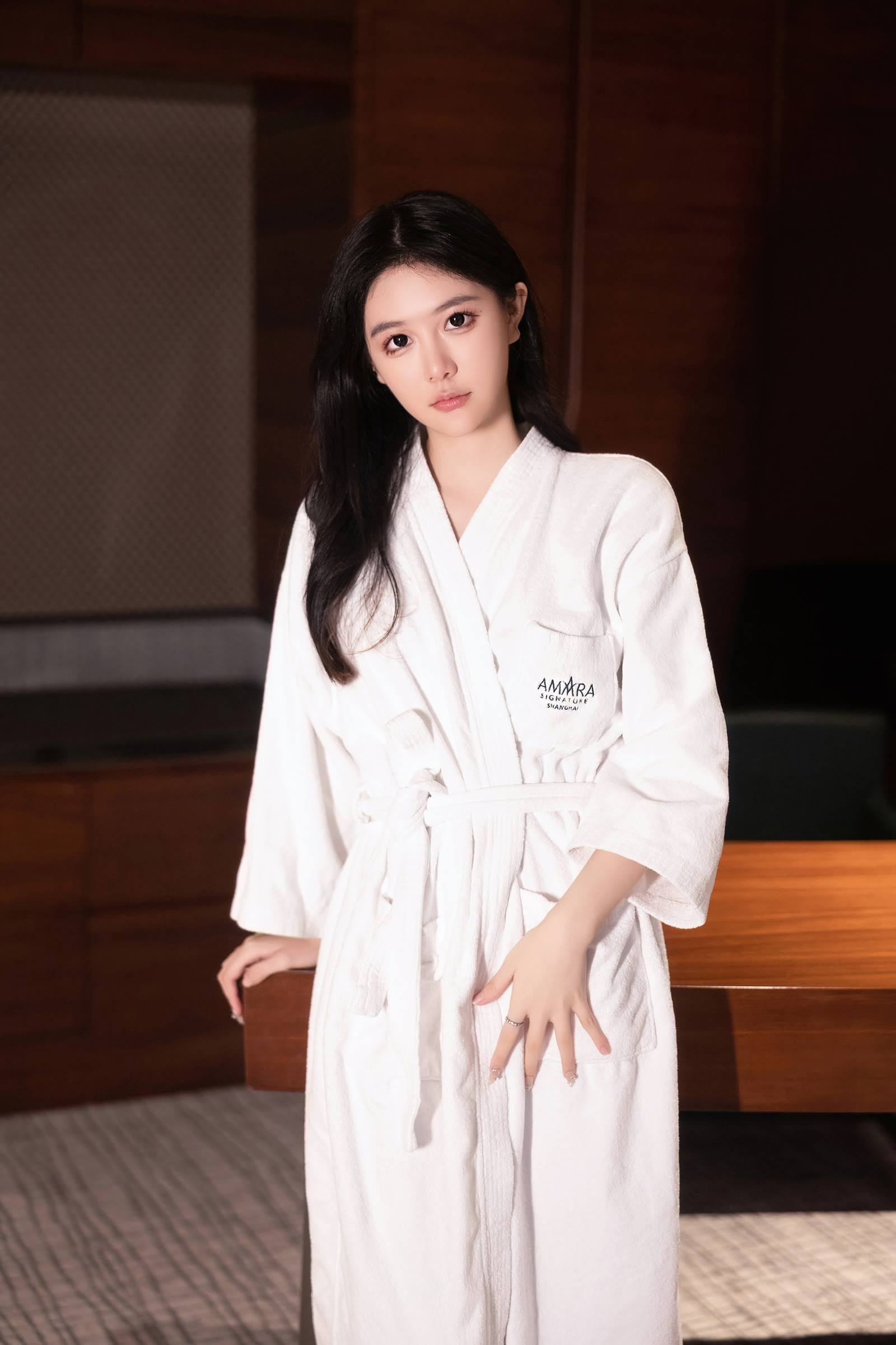 谢小蒽&闺蜜唐宁宁-《戏水》[110P/4V/1.94G]插图5