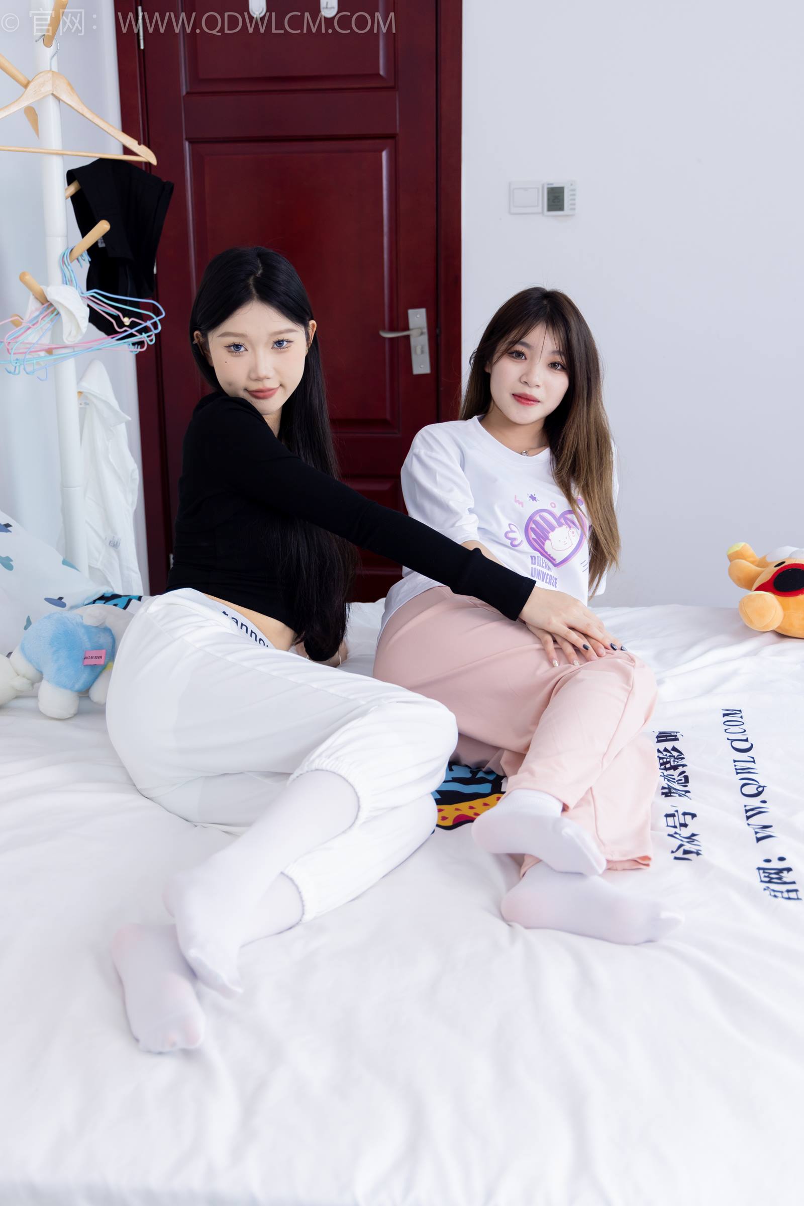 勿恋传媒 NO.1789 小竹&闪闪-爱的回归线[150P/1V/4.81GB]插图2