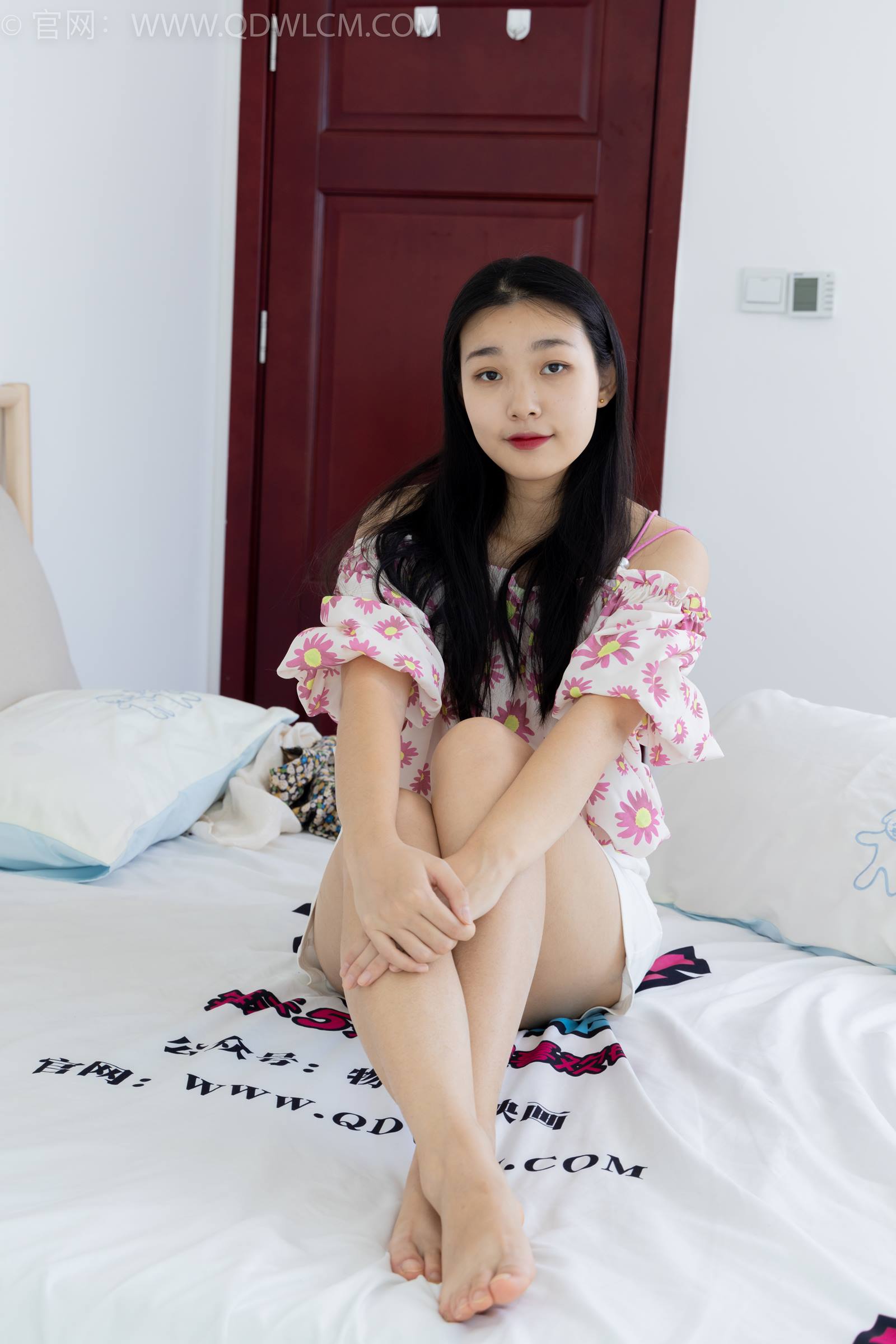 勿恋传媒 NO.1792 桐桐-雪花漫天[140P/1V/5.79GB]插图3