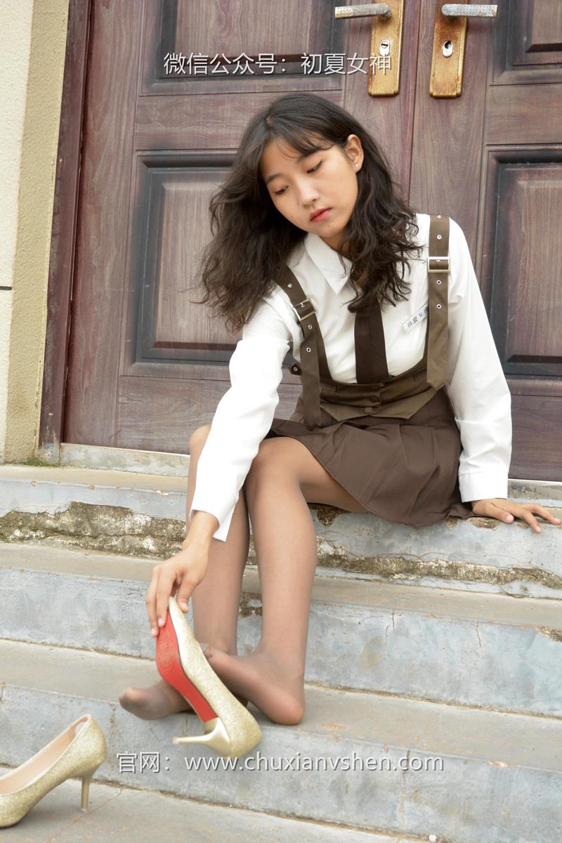 初夏女神 095期 点点~咖啡JK秋意浓，这该是秋天拥有的颜色 [140P/1V/3.32G]插图4