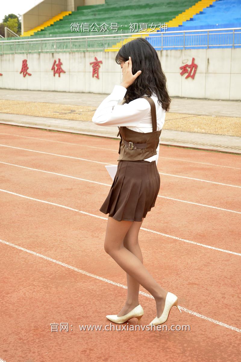 初夏女神 095期 点点~咖啡JK秋意浓，这该是秋天拥有的颜色 [140P/1V/3.32G]插图