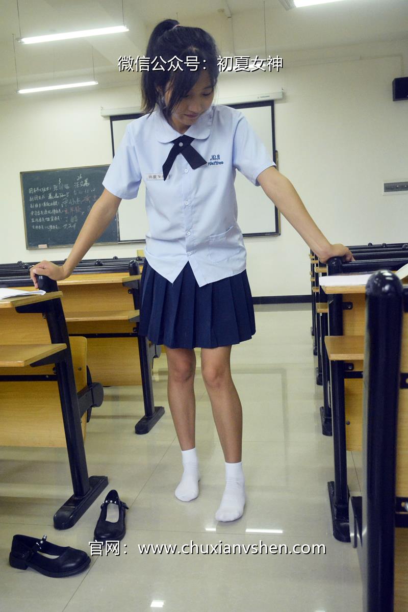 初夏女神 092期 点点~异国校服 萨瓦迪卡，欢迎大家，他国的校服也很好看呢 [155P/1V/5.51G]插图2