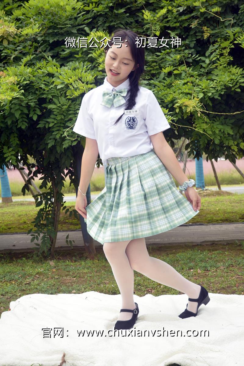 初夏女神 093期 双双~雪松JK套 巴啦啦小魔仙，玛丽珍鞋配一下 [140P/1V/5.53G]插图2
