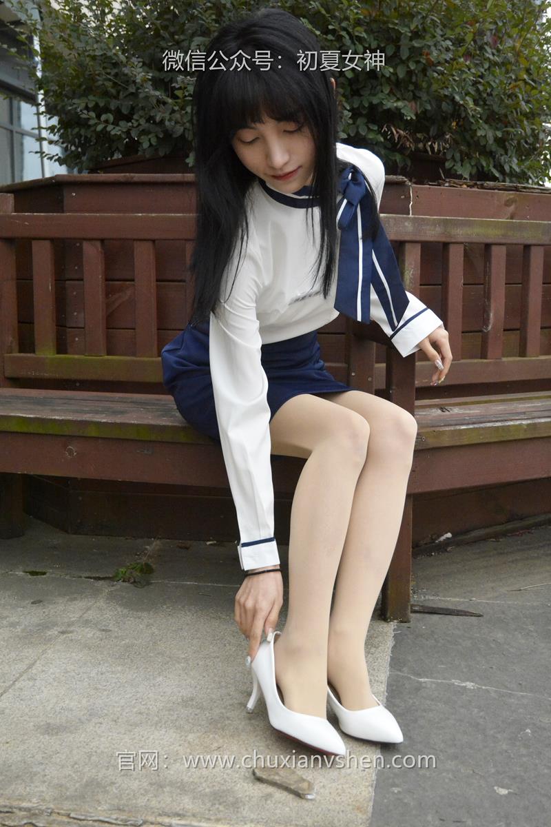 初夏女神 096期 柒柒~仰望天空每位女生心中都有一双高跟鞋 [140P/1V/5.25G]插图5