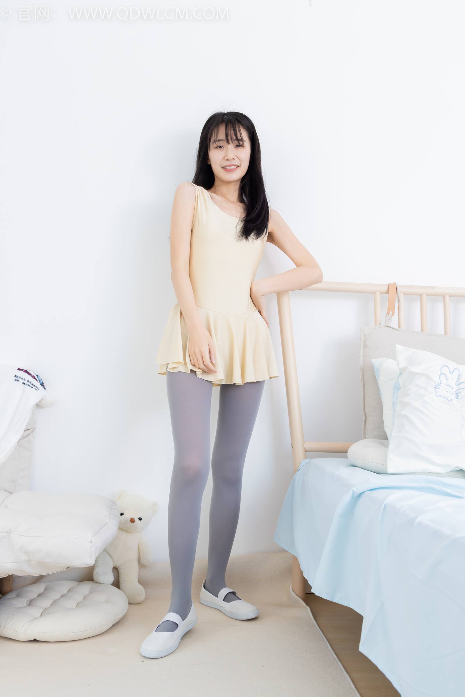 勿恋传媒 NO.1823 菜菜-天鹅湖[177P/1V/4.54GB]插图1