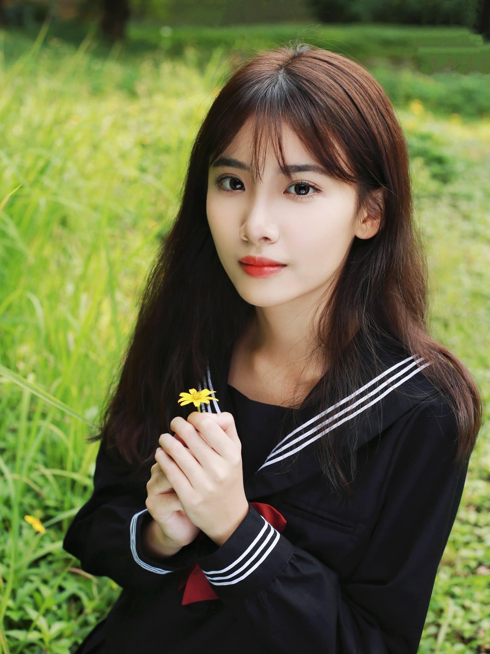 [YITUYU艺图语]2022.09.24 元气少女 小愉不是鱼[25+1P/425MB]插图