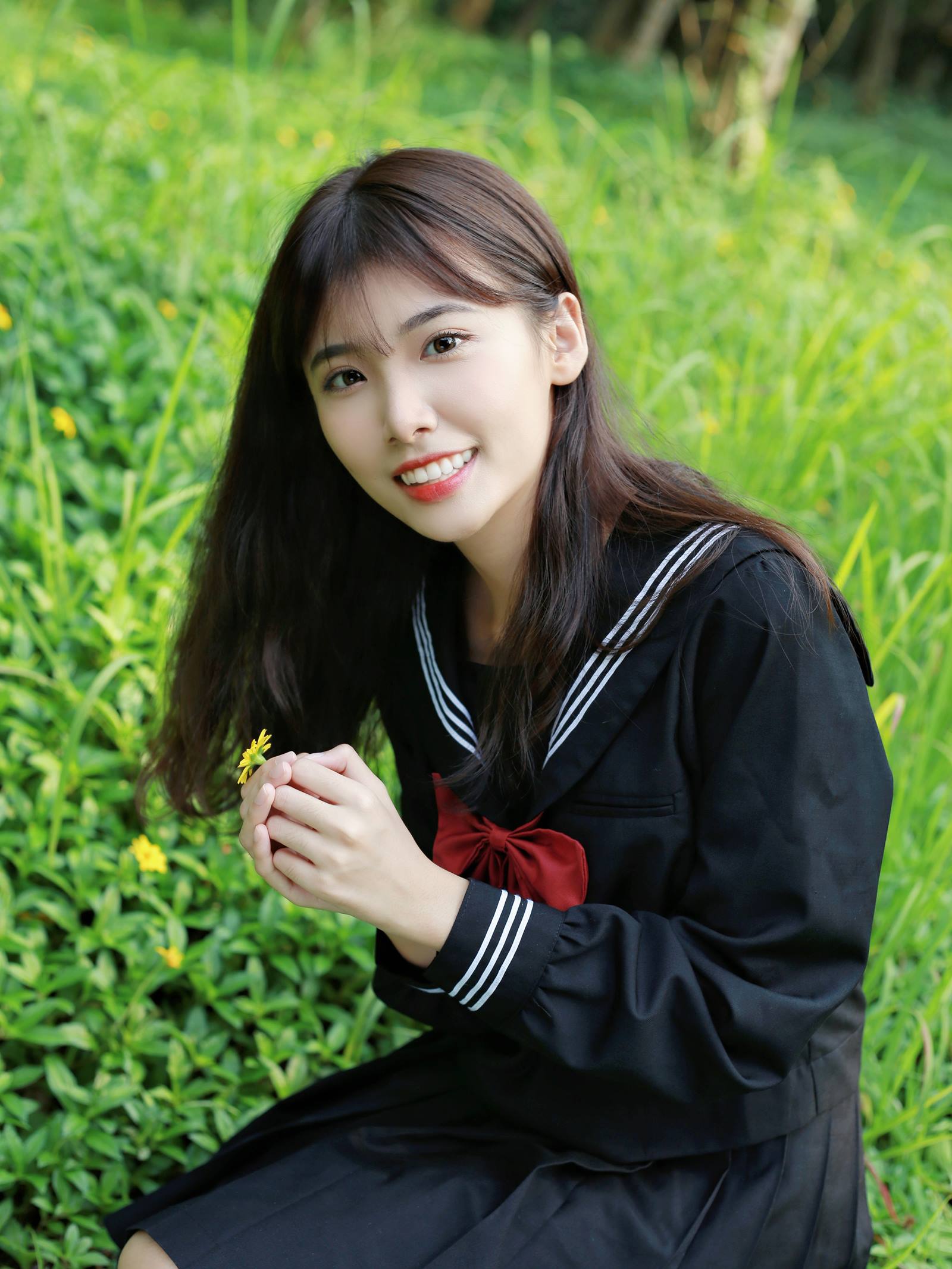 [YITUYU艺图语]2022.09.24 元气少女 小愉不是鱼[25+1P/425MB]插图1