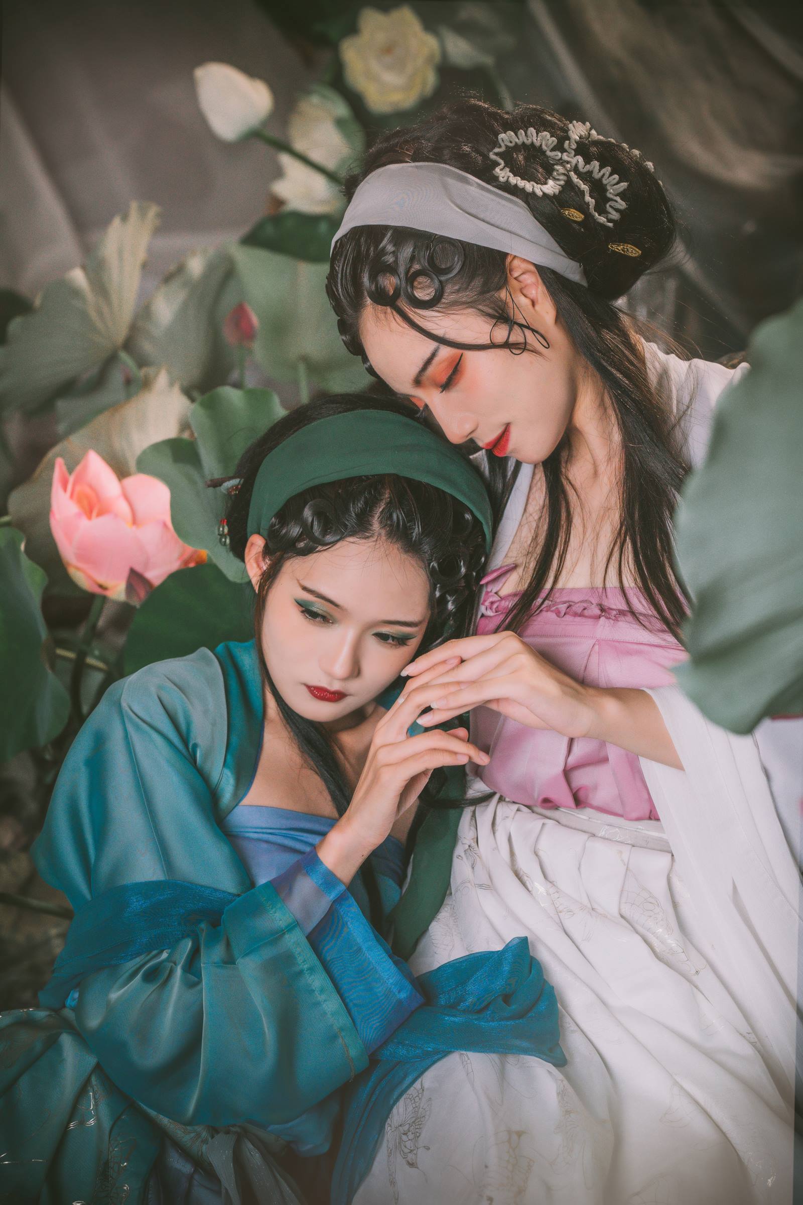 [YITUYU艺图语]2022.09.09 青蛇白蛇 兔子Zzz不吃胡萝卜&贰加六[31+1P/320MB]插图