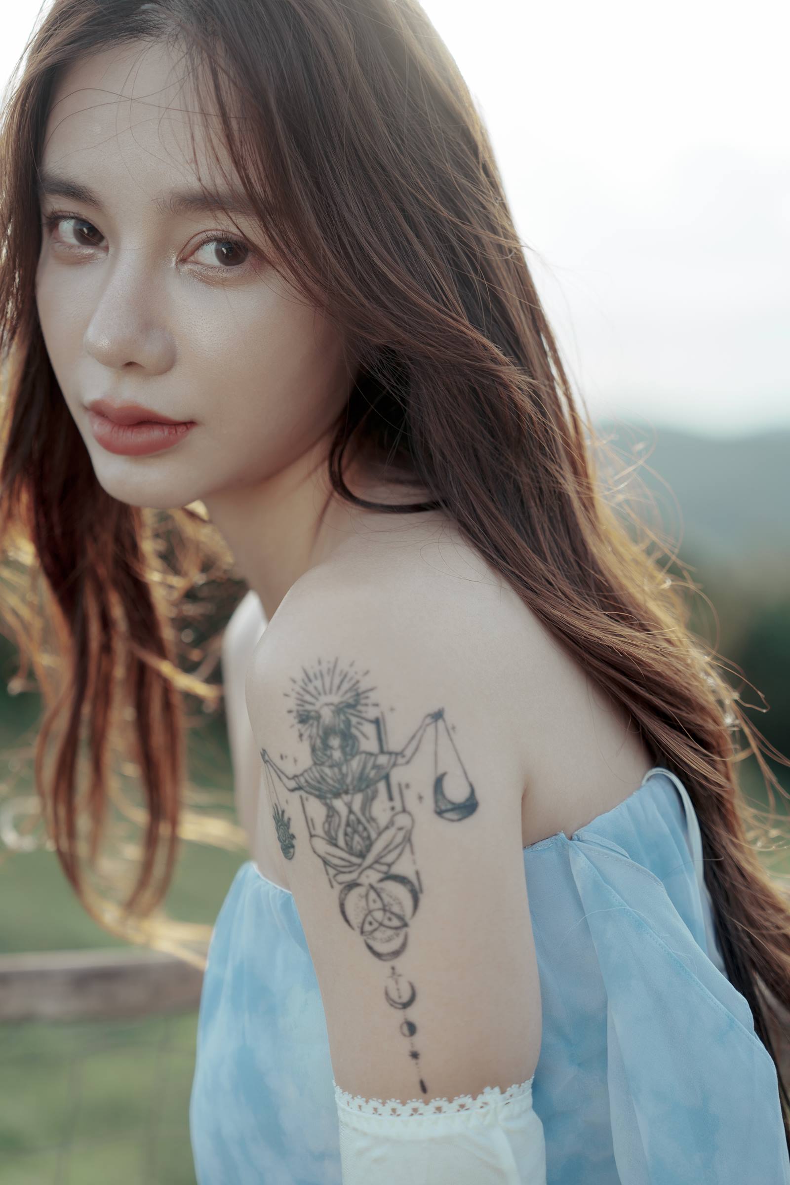 [YITUYU艺图语]2022.09.15 穿梭在牛群中，与牛共舞 姝雯同学[42+1P/325MB]插图1