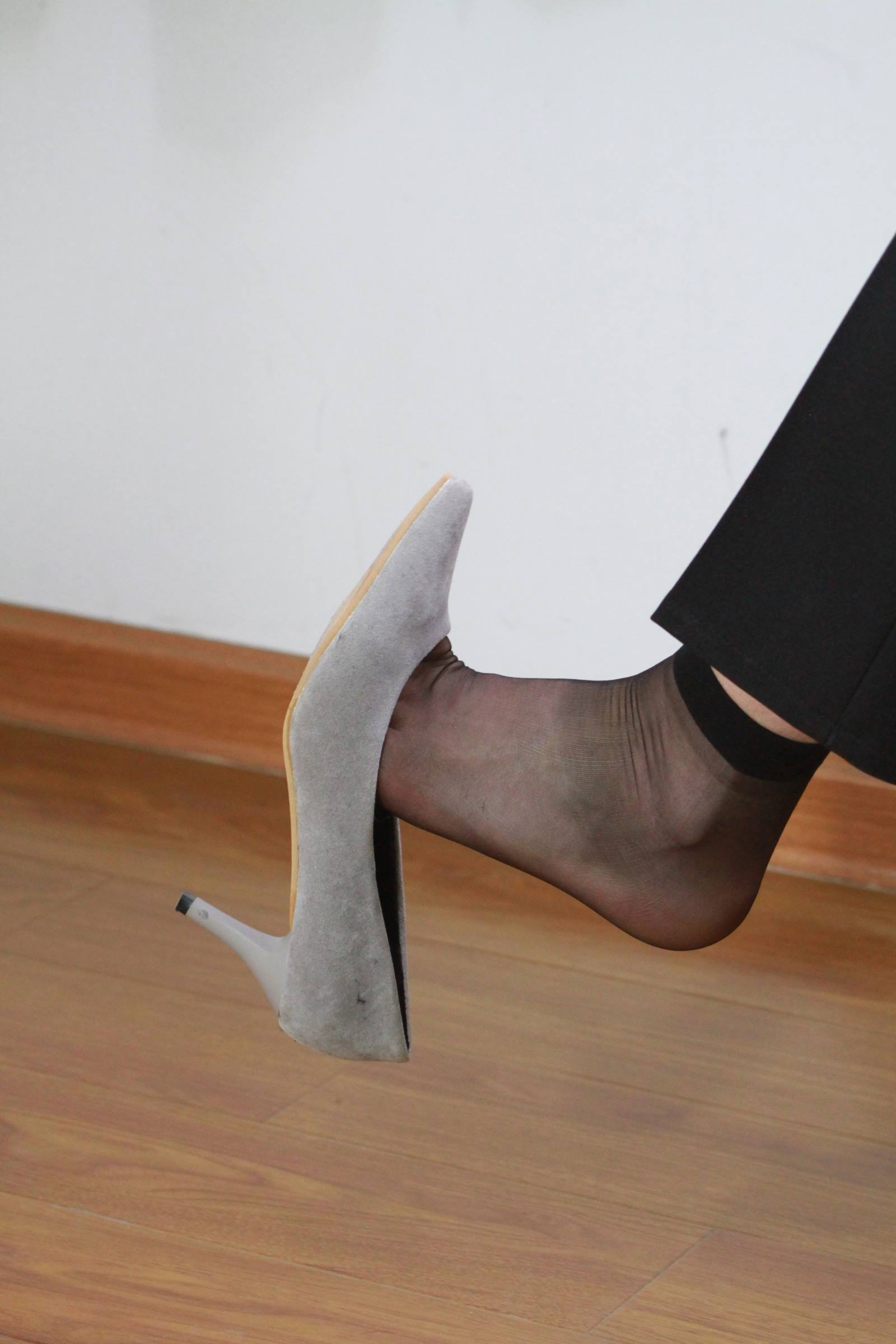 自由摄影 No.025 马上就要踏入社会的小解解一身职业装清爽美丽 [91P/220MB]插图4