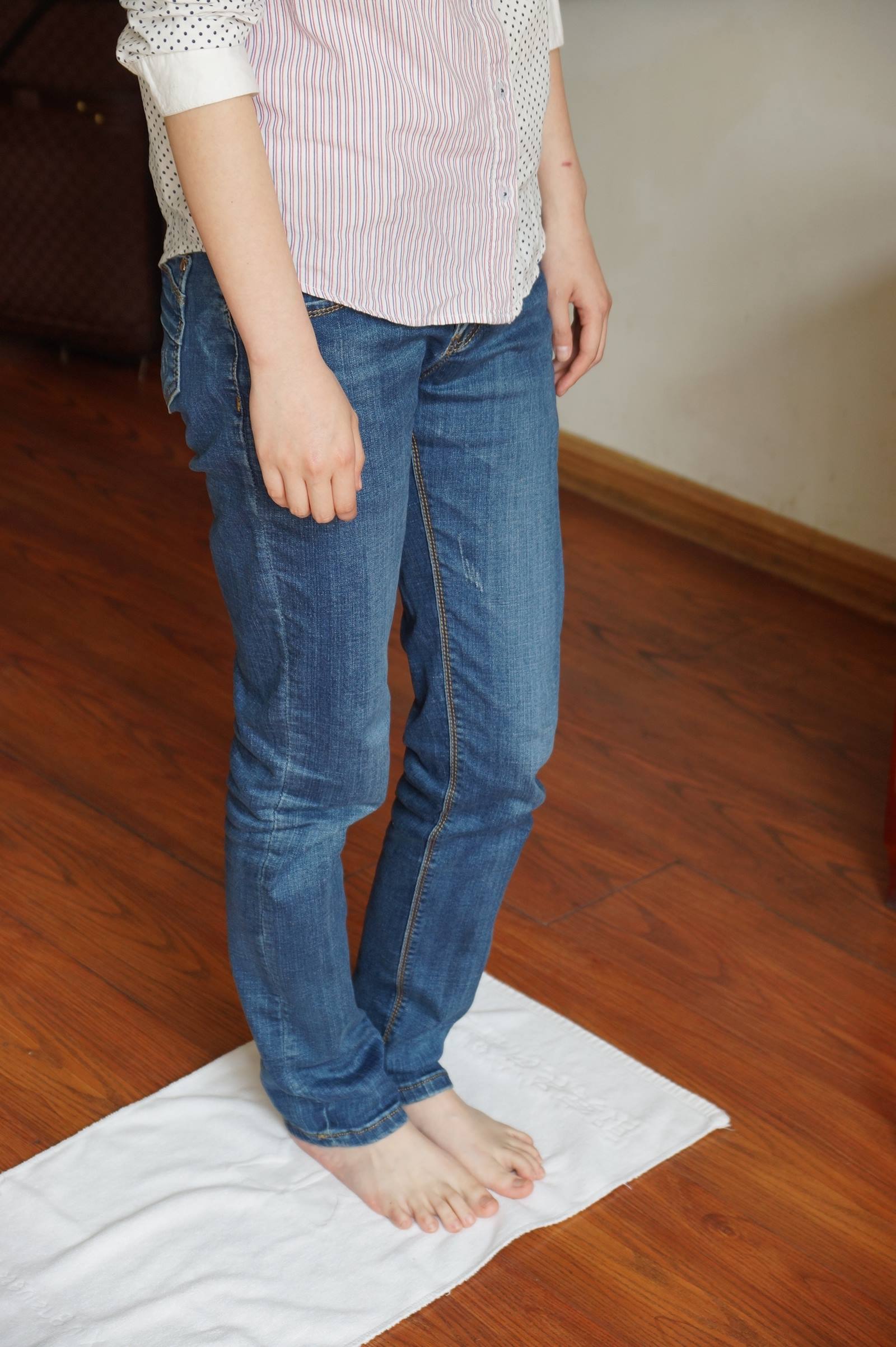 自由摄影 No.052 精致小米滑溜玉足 [53P/126MB]插图5