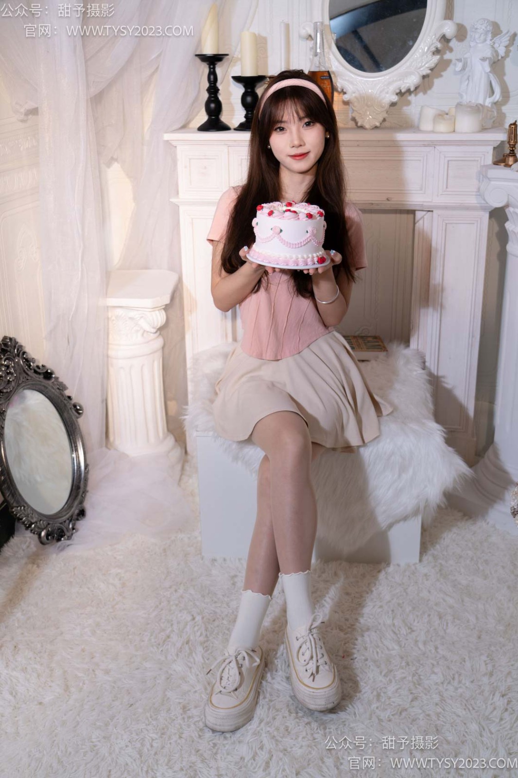 甜予摄影 015 璇璇-帆布鞋、白棉袜、肉丝（脚尖加固款）[142P/2V/10.30GB]插图4