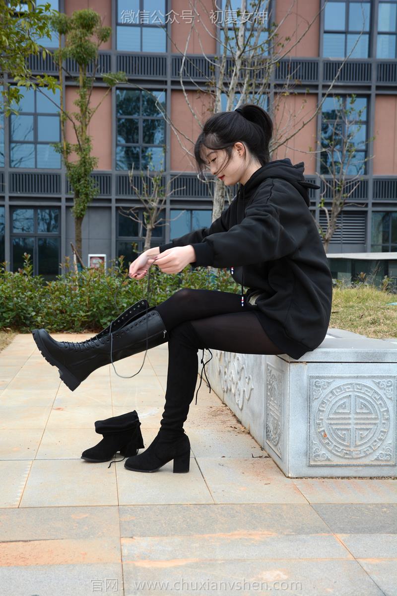 初夏女神 135期 安妮 浅看红枫 今年的冬天相对来说还不算太冷，枫叶都红不起来了！[120P/1V/4.45GB】插图7