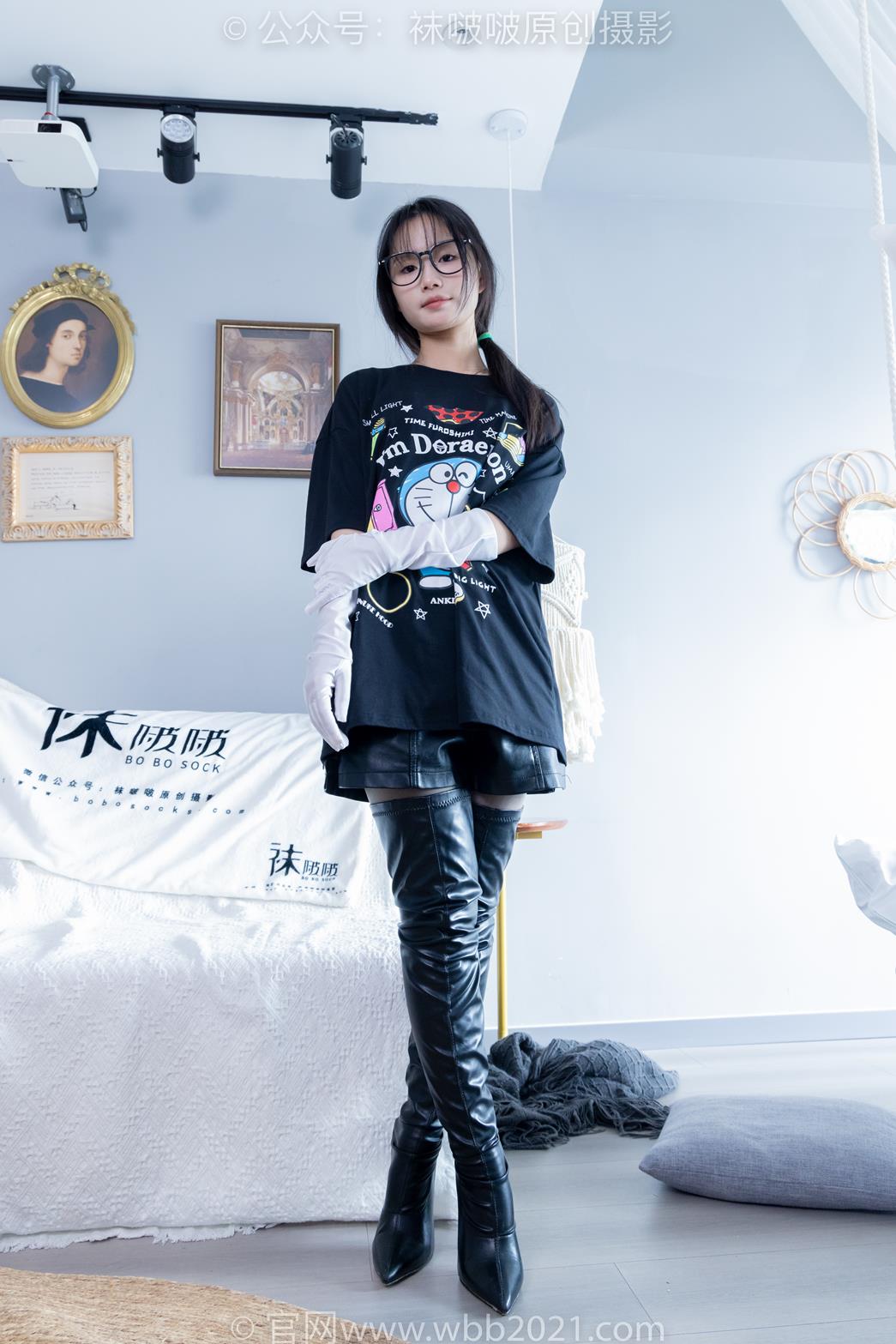 袜啵啵 343期 花絮版甜甜圈高跟长靴黑丝打底脚尖加固款肉丝两双丝袜 [150P/1V/6.33GB]插图6