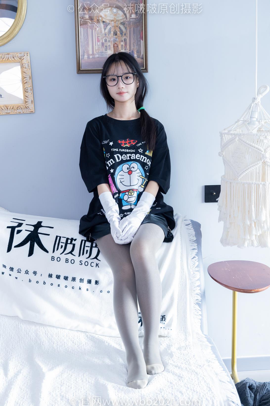 袜啵啵 343期 花絮版甜甜圈高跟长靴黑丝打底脚尖加固款肉丝两双丝袜 [150P/1V/6.33GB]插图2