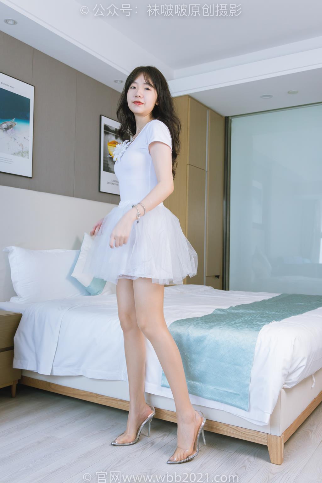 袜啵啵 345期 小甜豆花絮版透明高跟鞋肉丝脚尖加固款裸足芭蕾舞服 [140P/1V/5.65GB]插图10