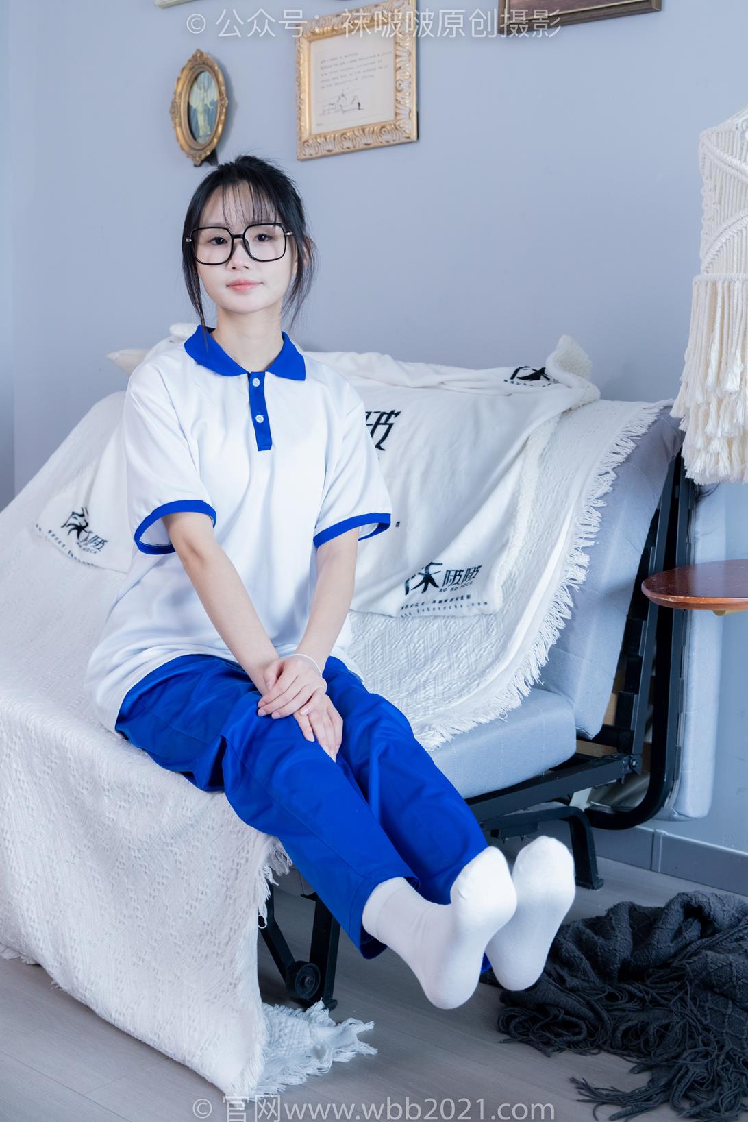 袜啵啵 351期 花絮版 甜甜圈板鞋白棉袜肉丝脚尖加固款校服库里丝[150P/1V/6.88GB]插图7