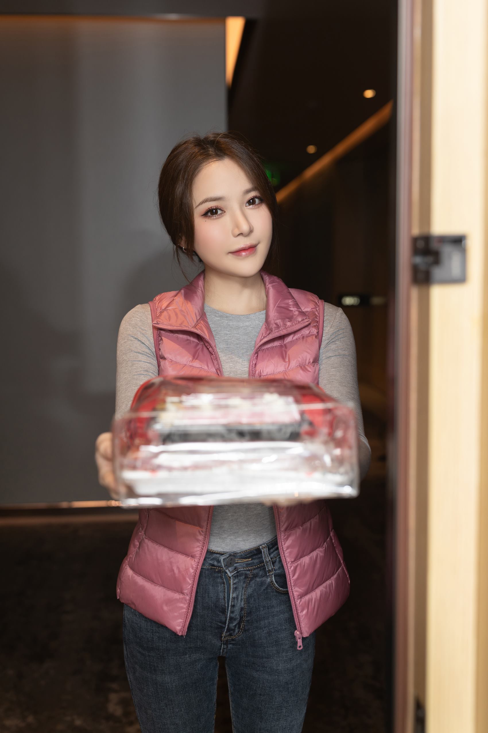 鱼子酱Fish《时间静止》[88P/0.99GB]插图2