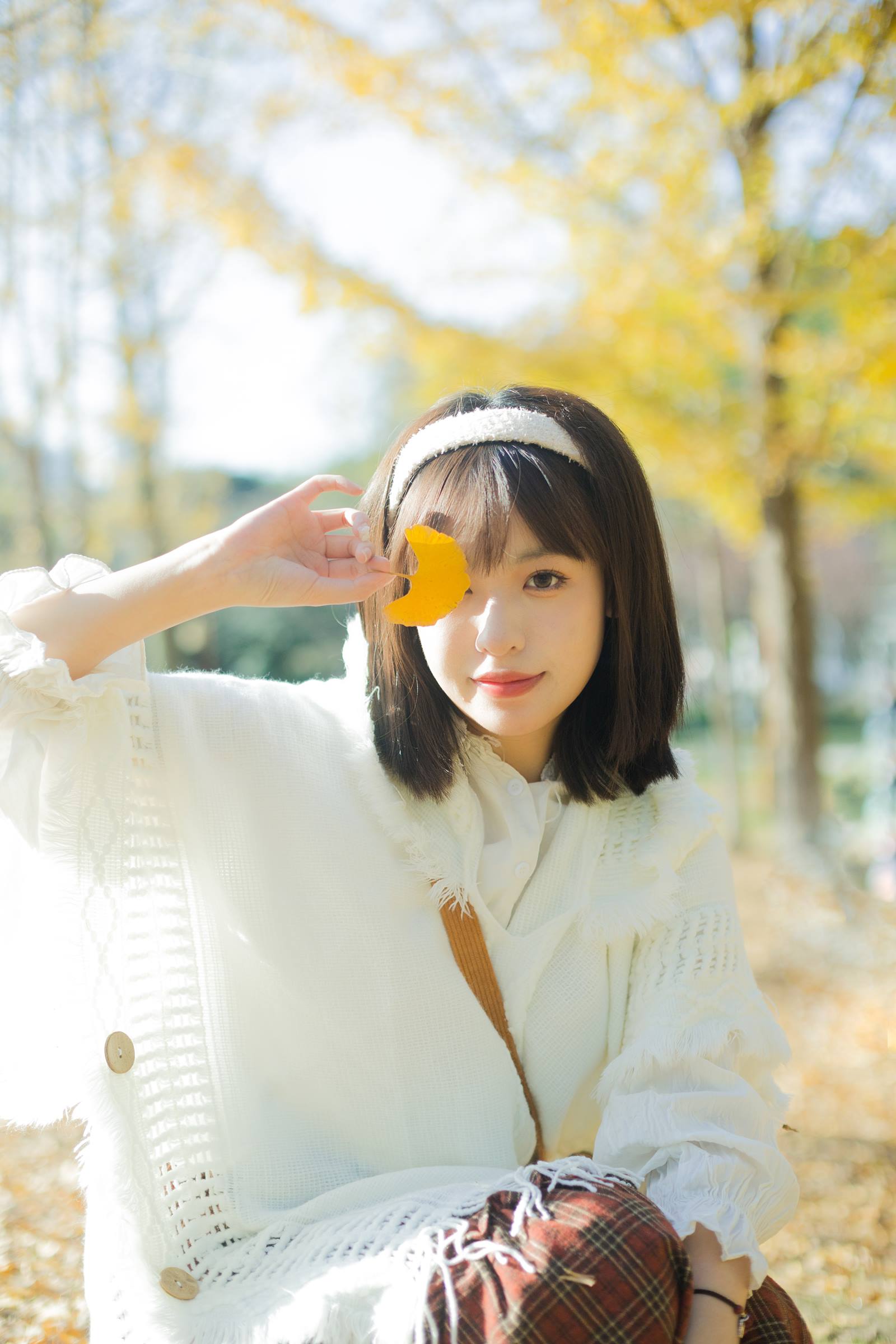 [YITUYU艺图语]2022.09.25 我觉得秋天好像要来了 睡饱了吗[33+1P/353MB]插图2