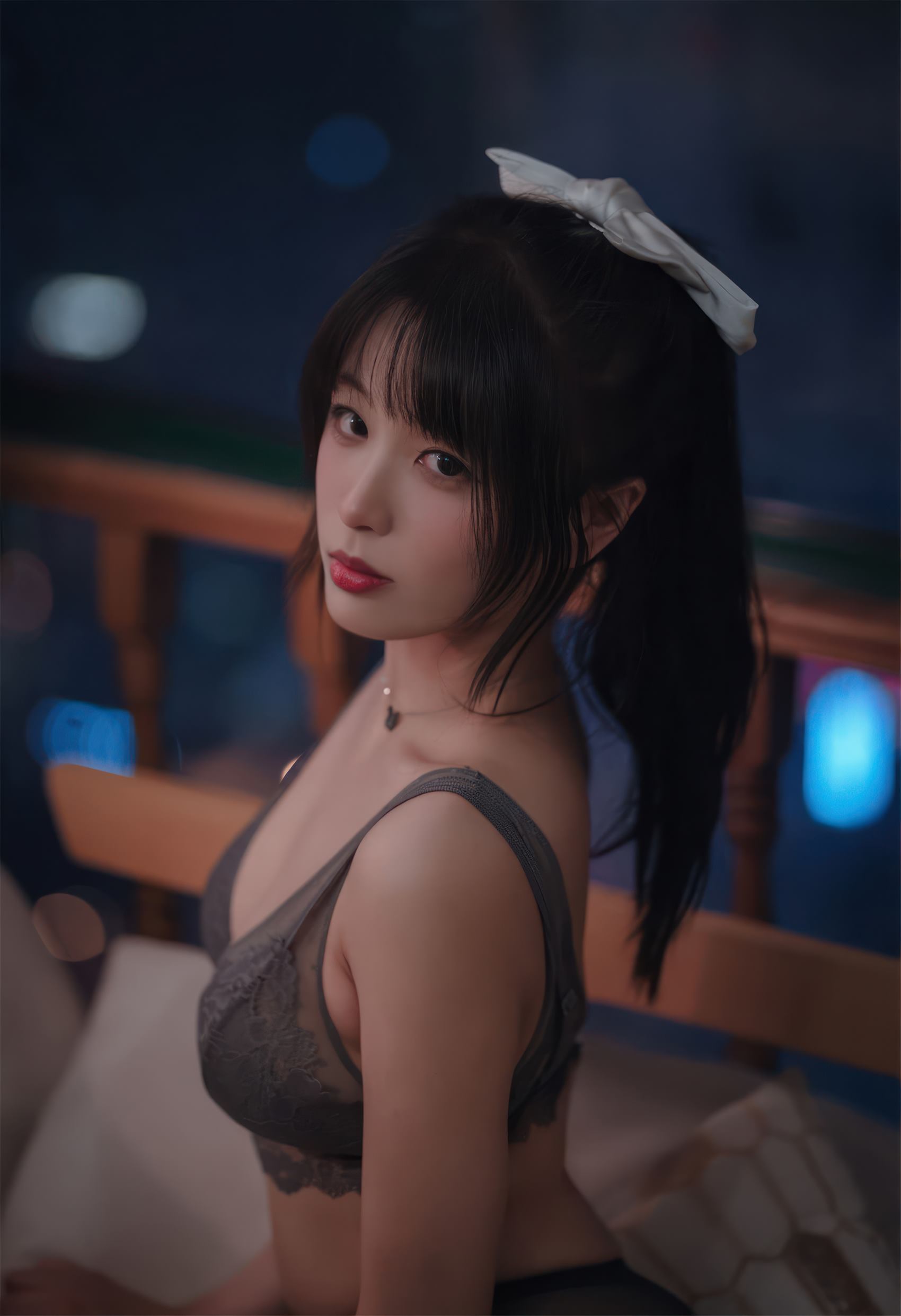 轩萧學姐 – 灰色蕾SI[50P/320MB]插图1