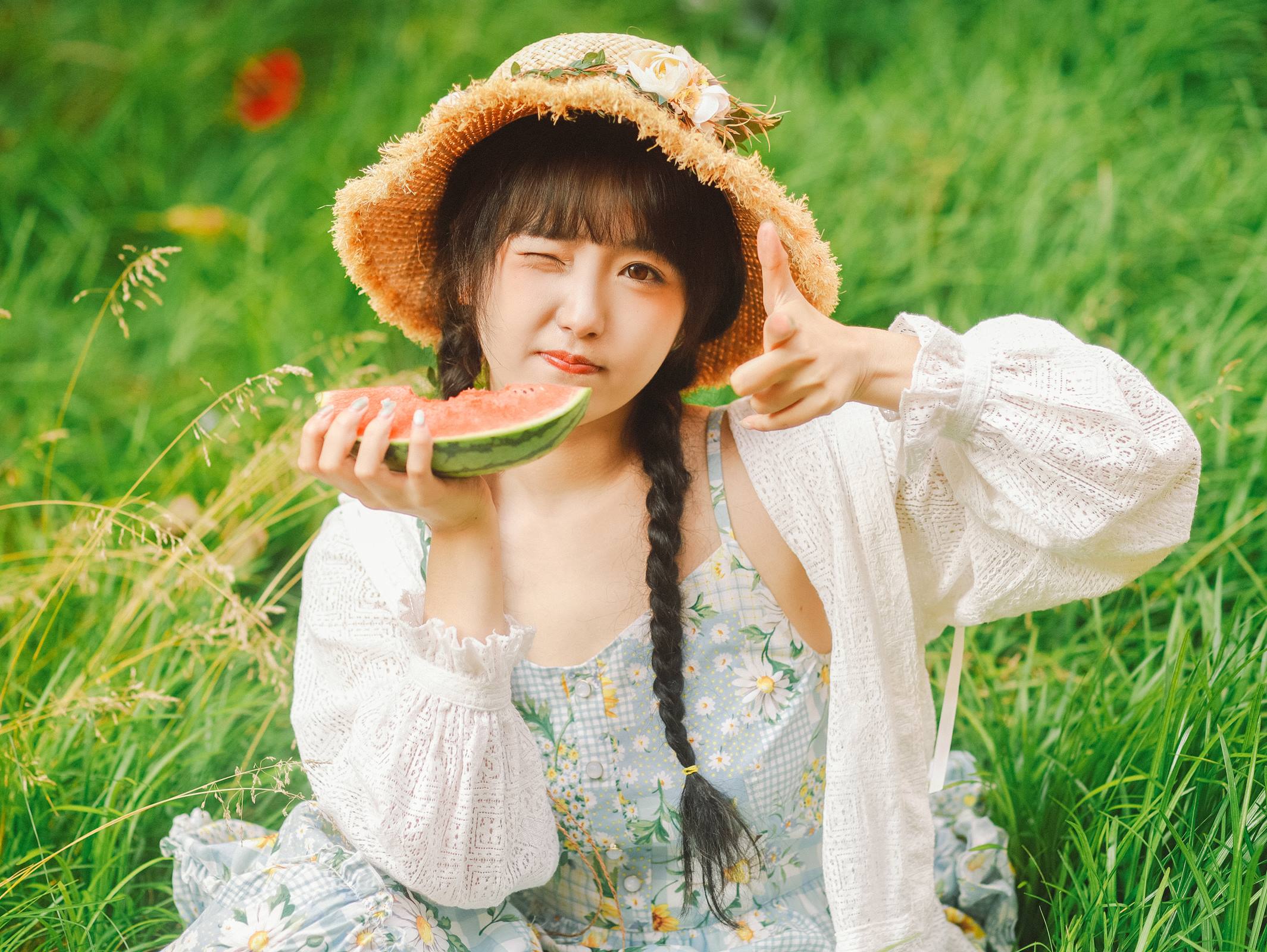 [YITUYU艺图语]2022.10.11 春暖花开 -炸鸡冰可乐-[23+1P/146MB]插图