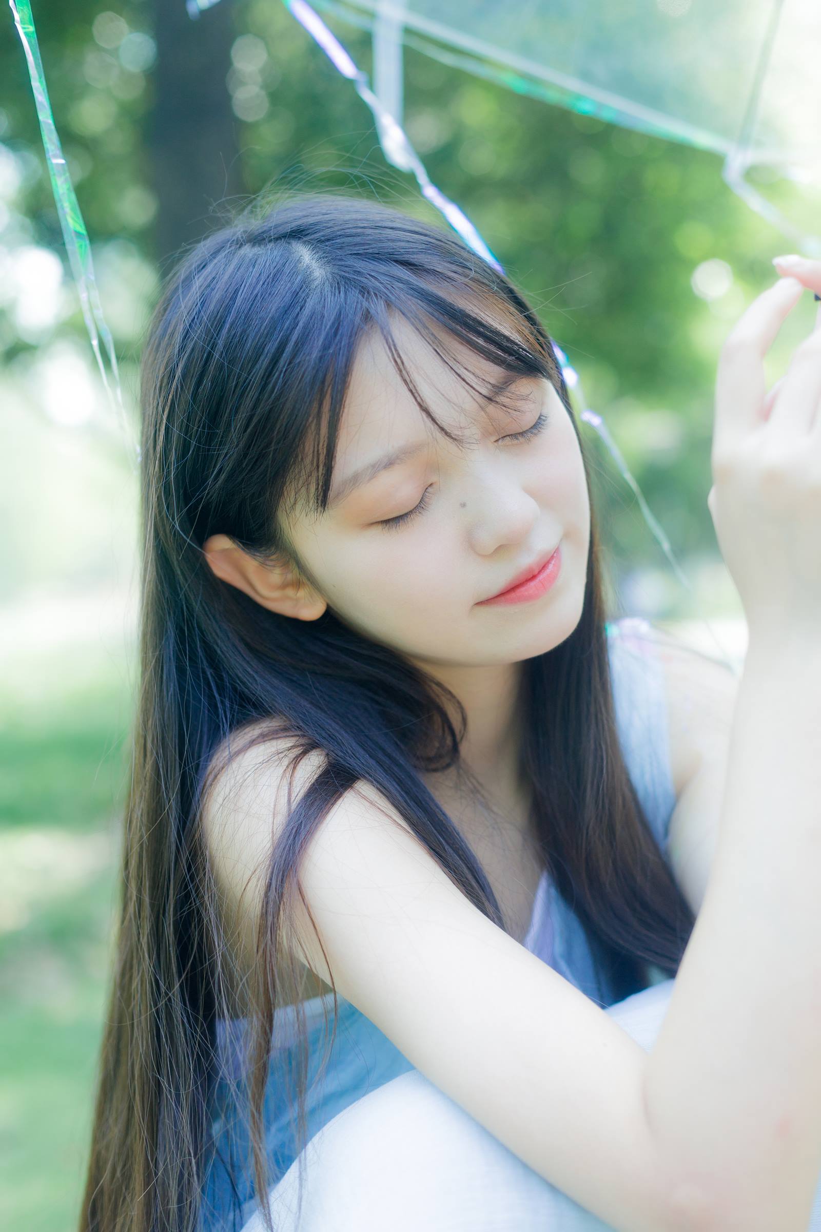 [YITUYU艺图语]2022.10.12 透明色 小谌[36+1P/349MB]插图1