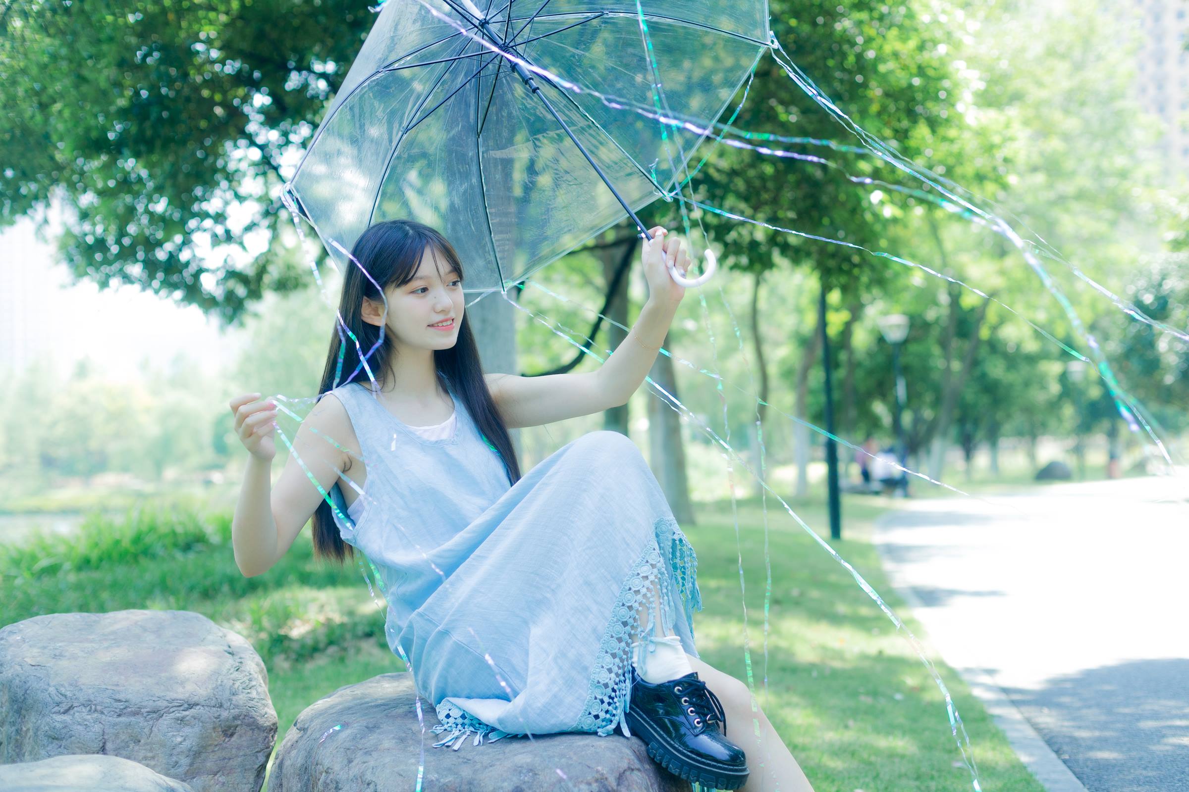 [YITUYU艺图语]2022.10.12 透明色 小谌[36+1P/349MB]插图2