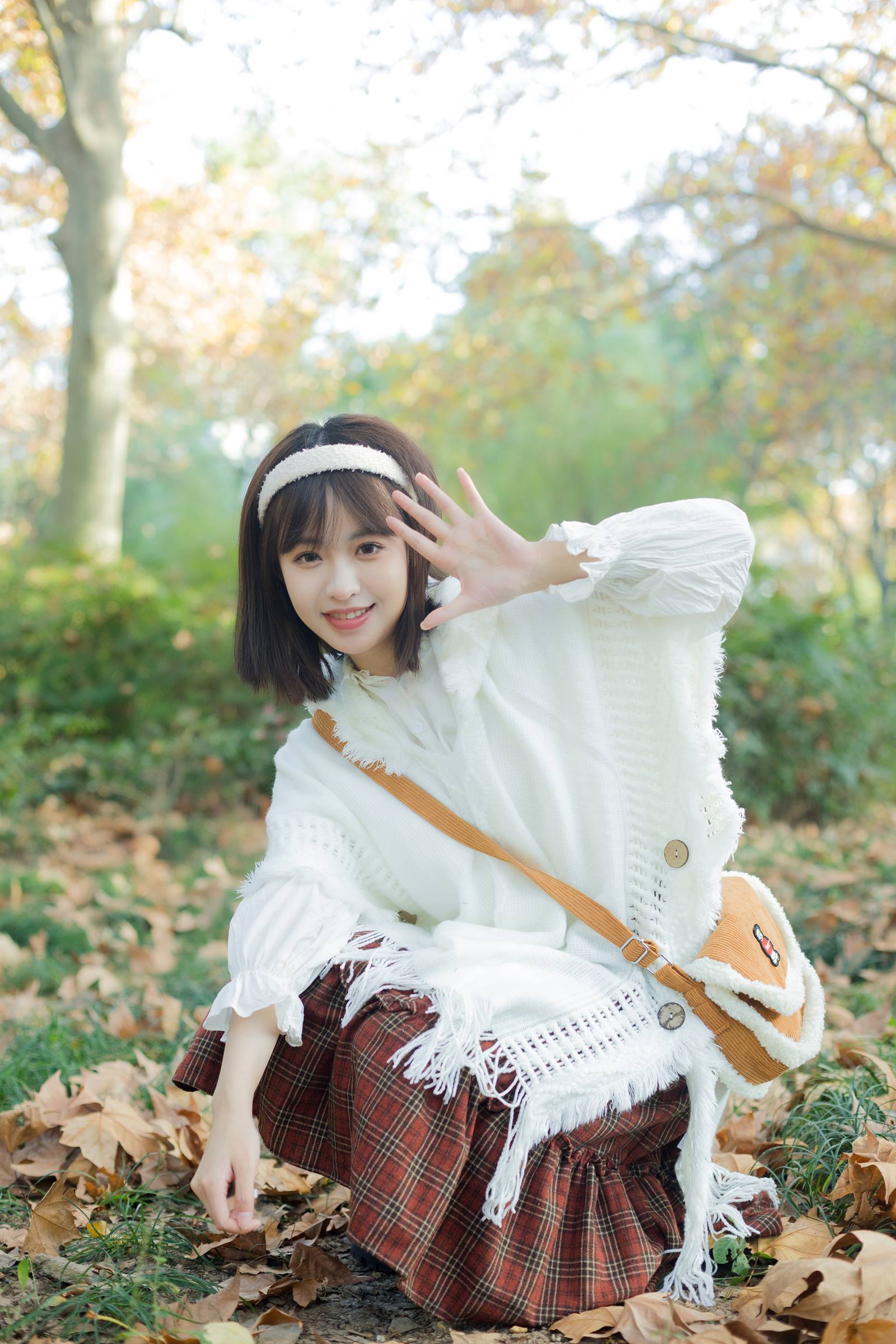 [YITUYU艺图语]2022.09.25 我觉得秋天好像要来了 睡饱了吗[33+1P/353MB]插图