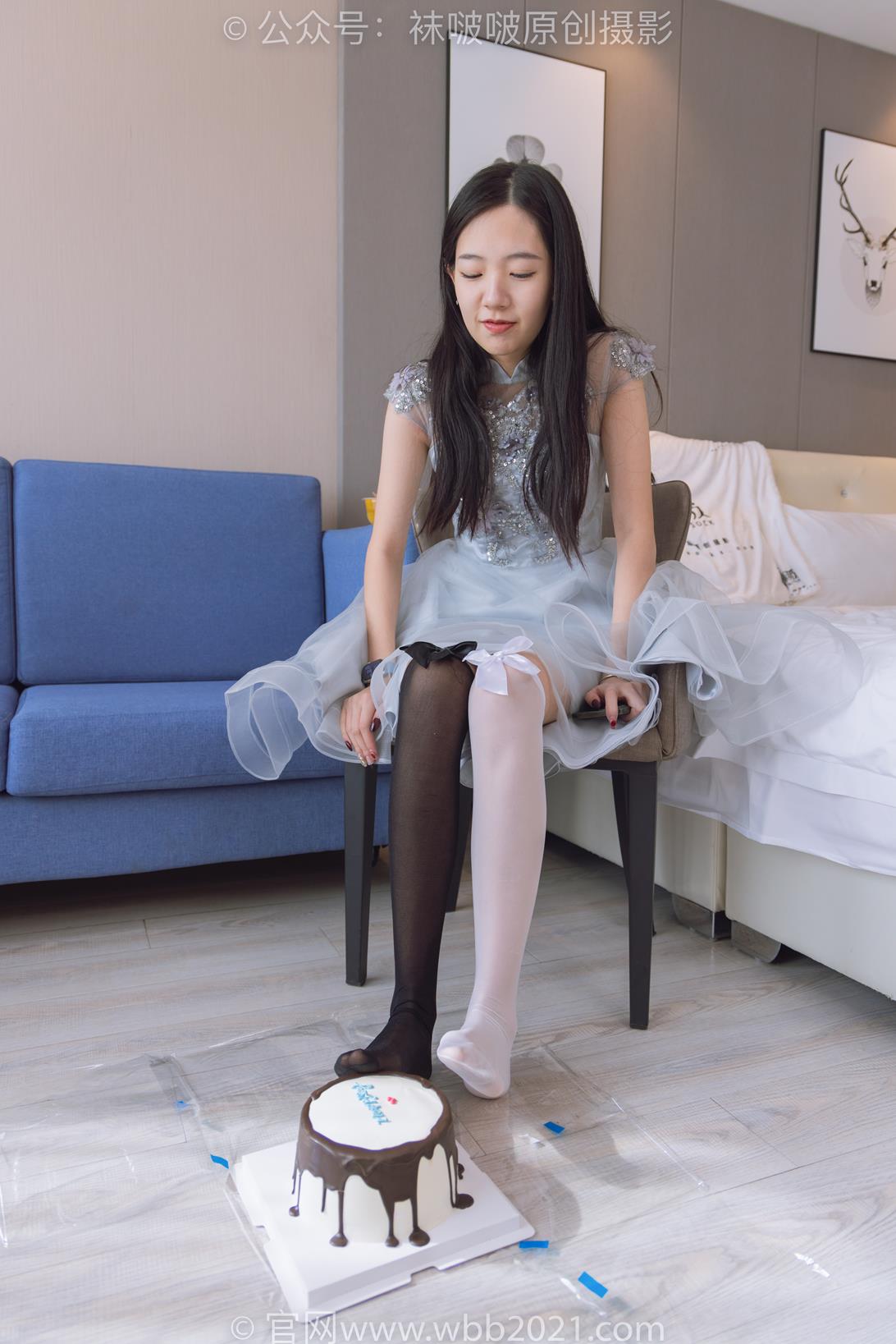 袜啵啵 356期 花絮版 小甜豆高跟鞋黑白丝大腿袜丝袜脚踩奶油蛋糕和果冻剧情[150P/1V/6.29GB]插图