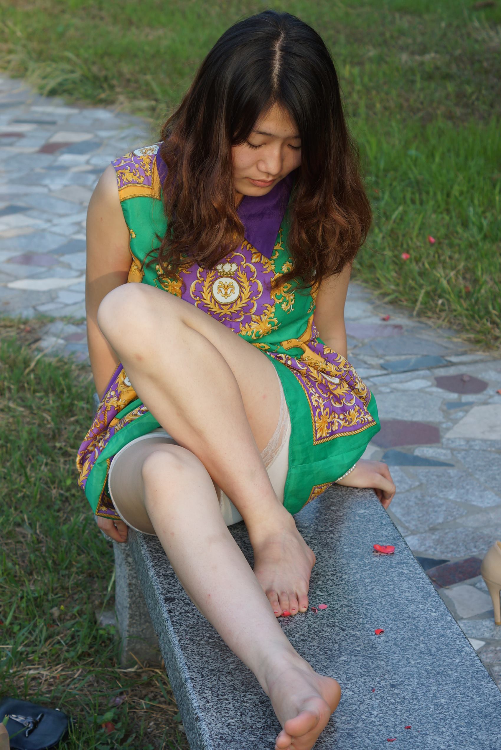 自由摄影 No.102 小白领的好苗子 [61P/151MB]插图3