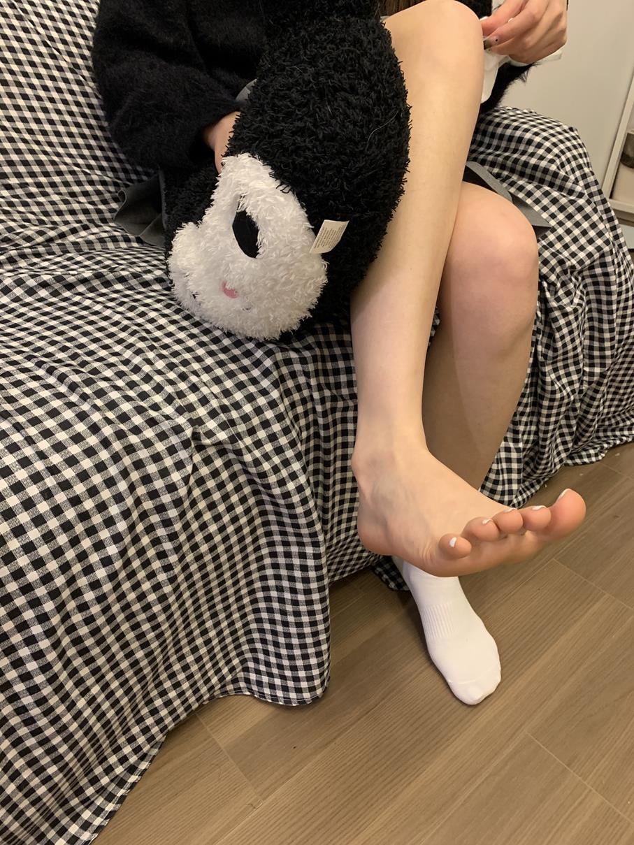 织梦稀有JK装白棉袜脚 [72P/1V/1.8GB]插图4