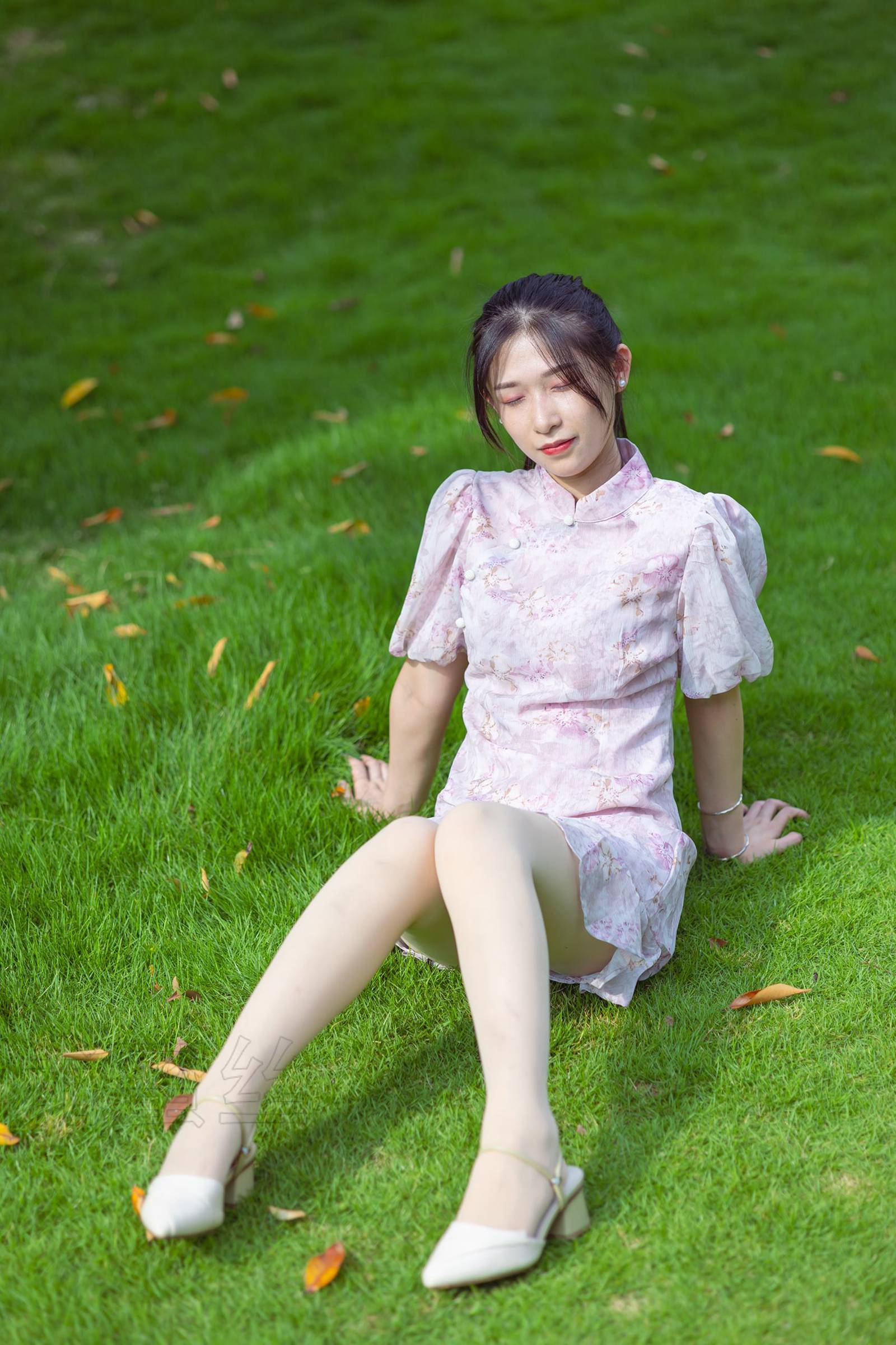 尤蜜丝 NO.065 穿搭推广展示图集[45P/405MB]插图1