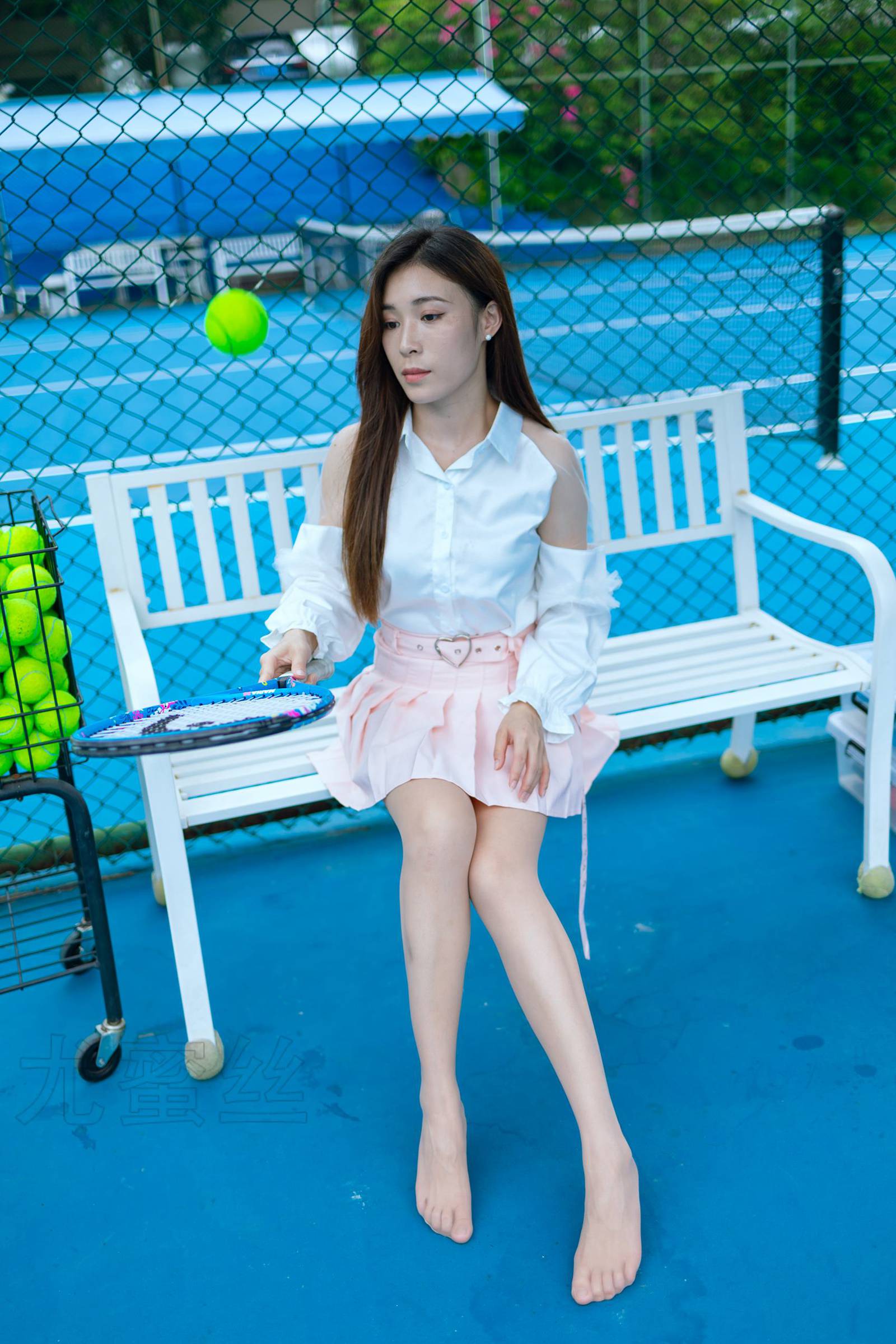 尤蜜丝 NO.058 穿搭推广展示图集 黑丝肉丝对对碰[75P/629MB]插图1