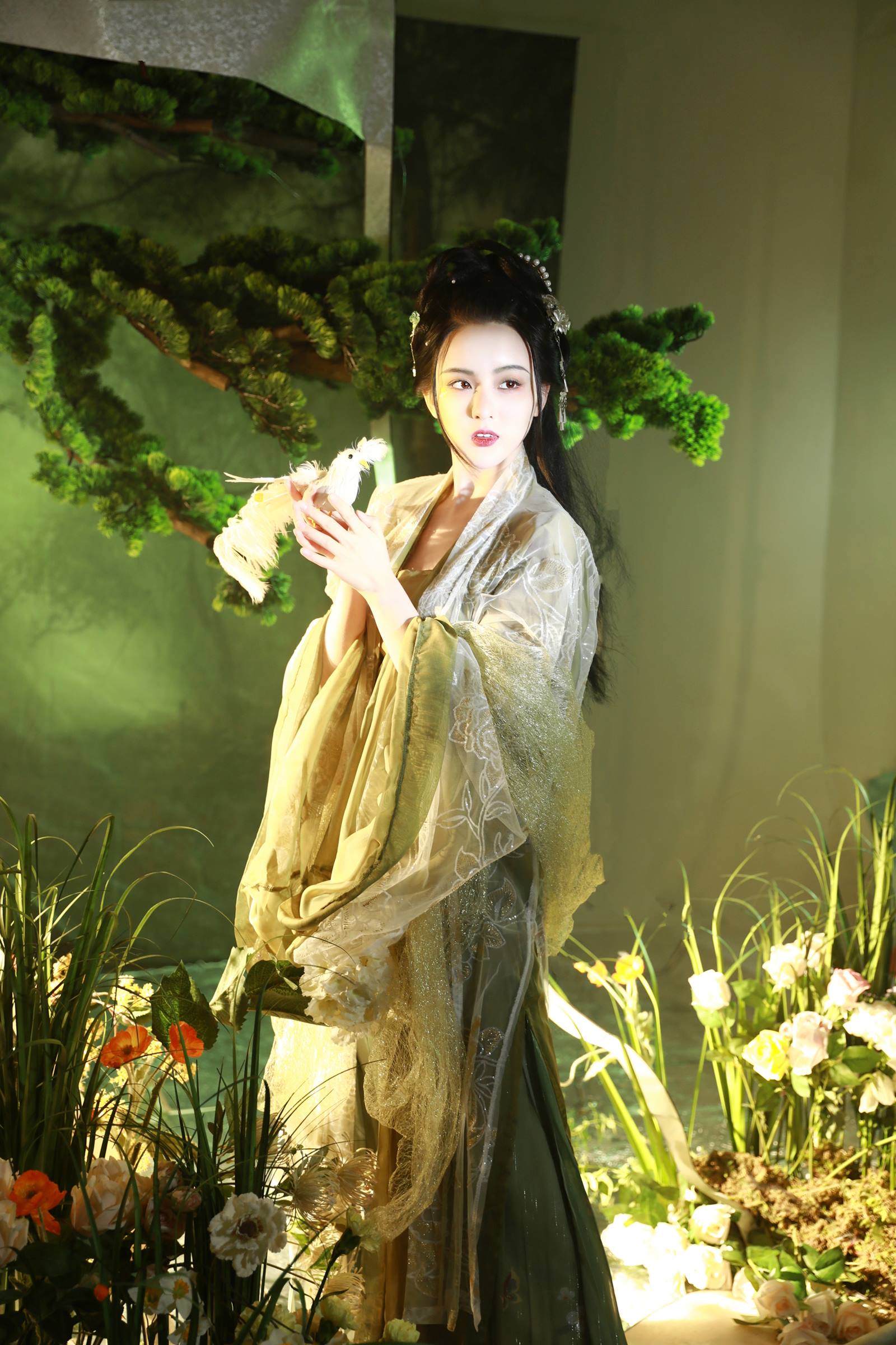 [YITUYU艺图语]2022.10.15 飞鸟卷 天晴后的樱花花[29+1P/327MB]插图2