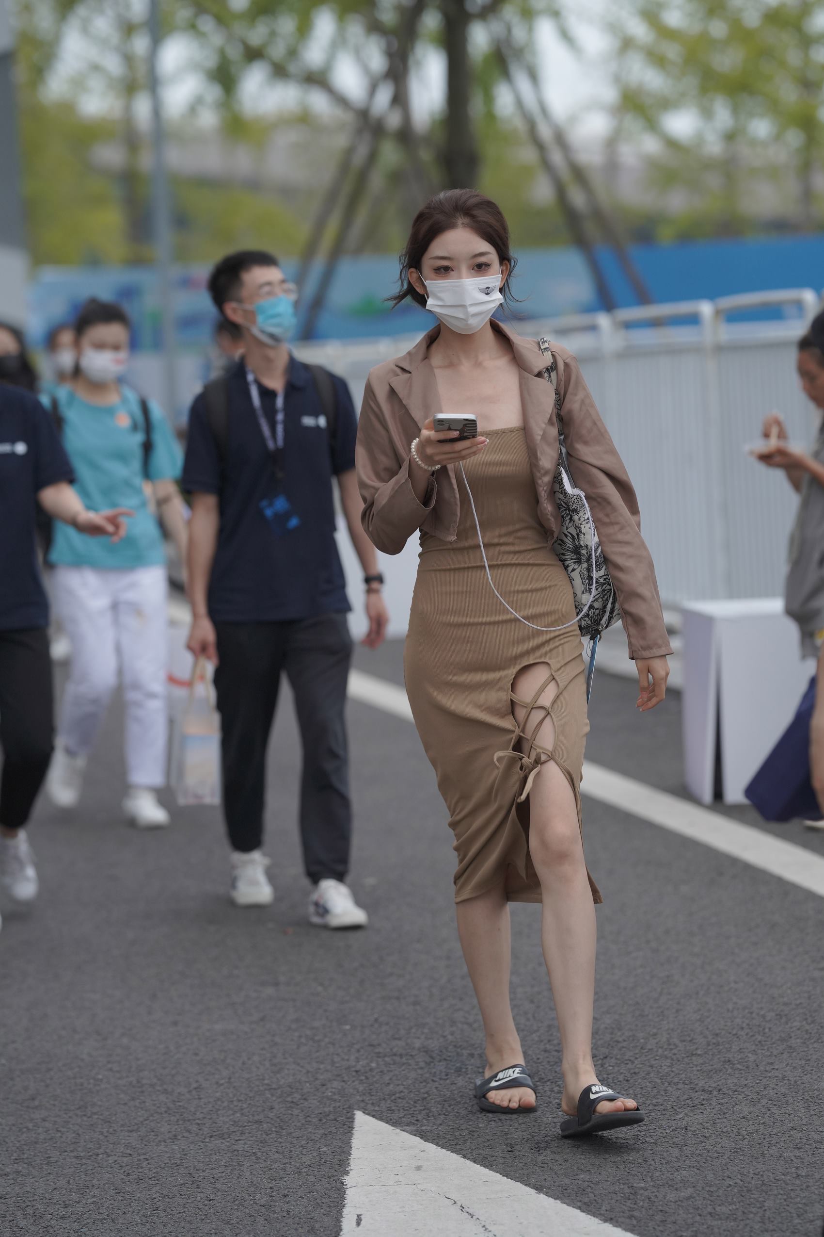 精选街拍作品 NO.2691 气质针织裙[68P/175MB]插图