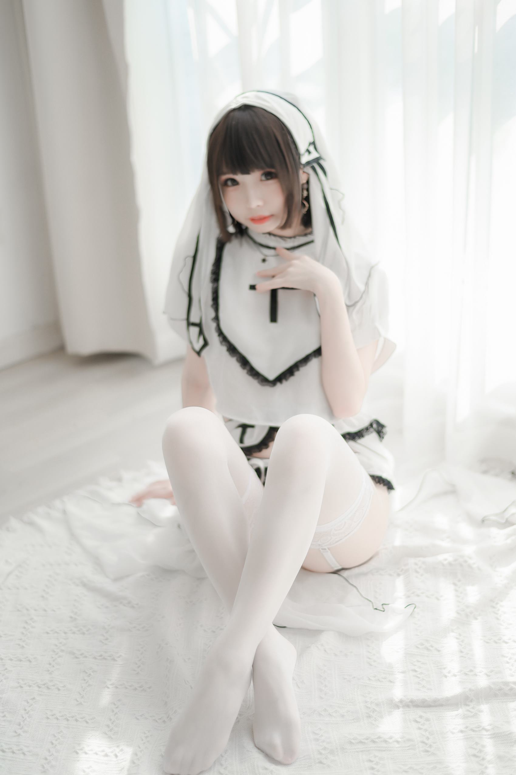 十万珍吱伏特 – 修女[37P/180M]插图1