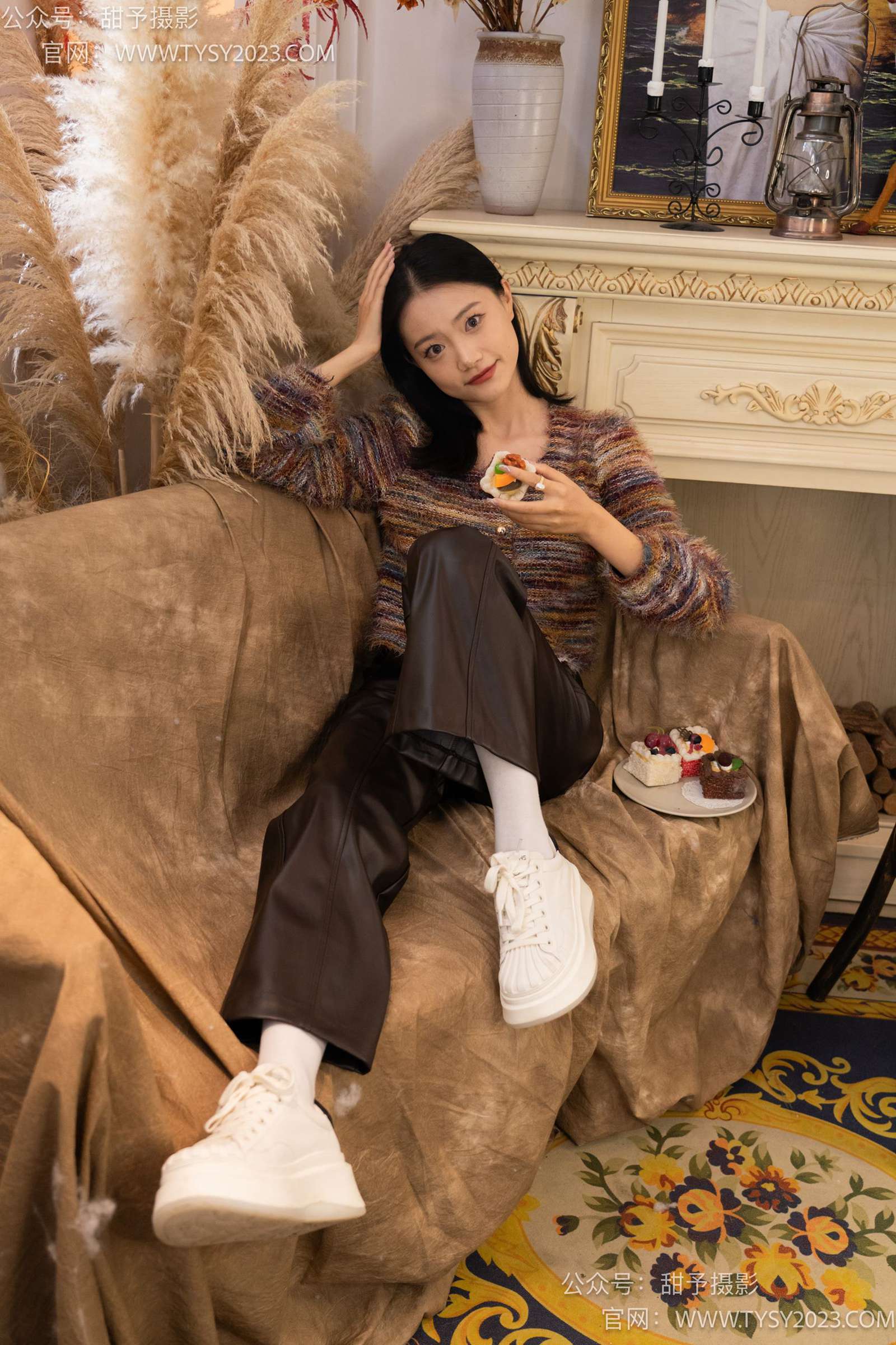 甜予摄影 NO.005 齐齐-板鞋、白棉袜、裸足[122P/2V/9.72GB]插图2