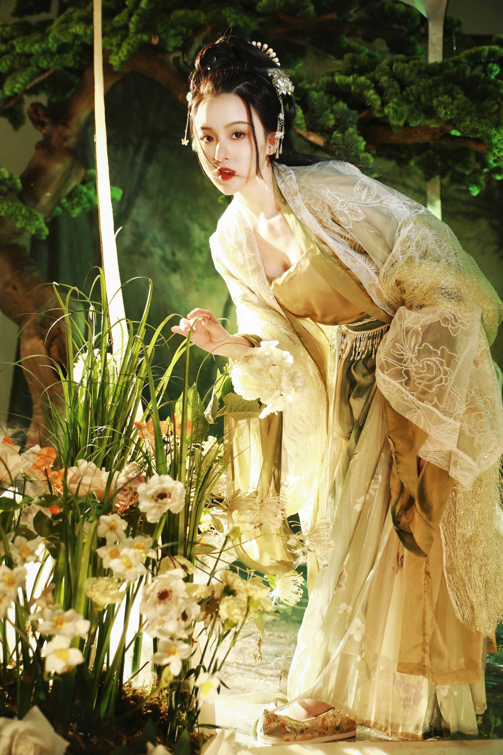 [YITUYU艺图语]2022.10.15 飞鸟卷 天晴后的樱花花[29+1P/327MB]插图3