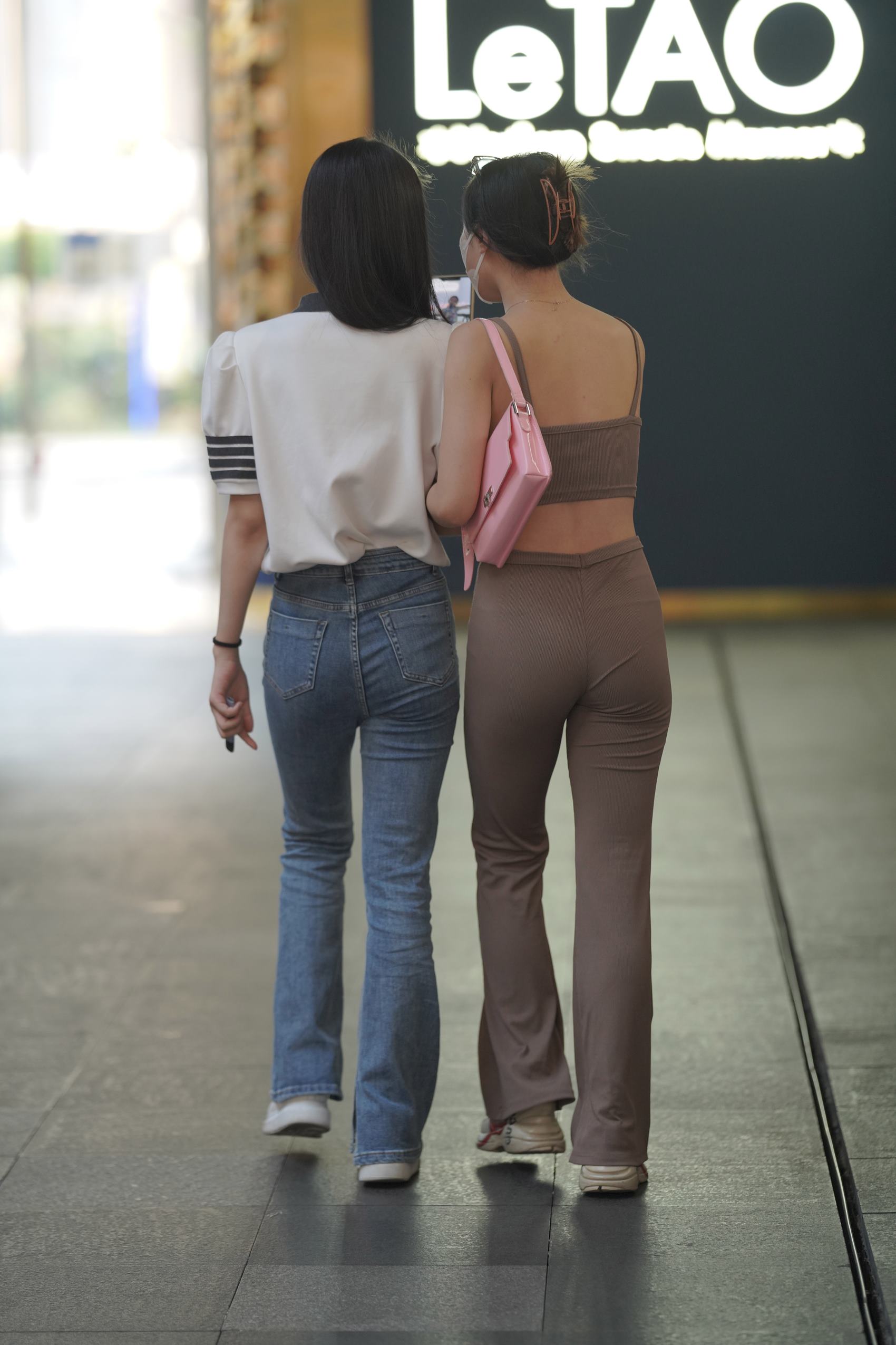 精选街拍作品 NO.2730 清秀美丽姐妹[104P/236MB]插图1