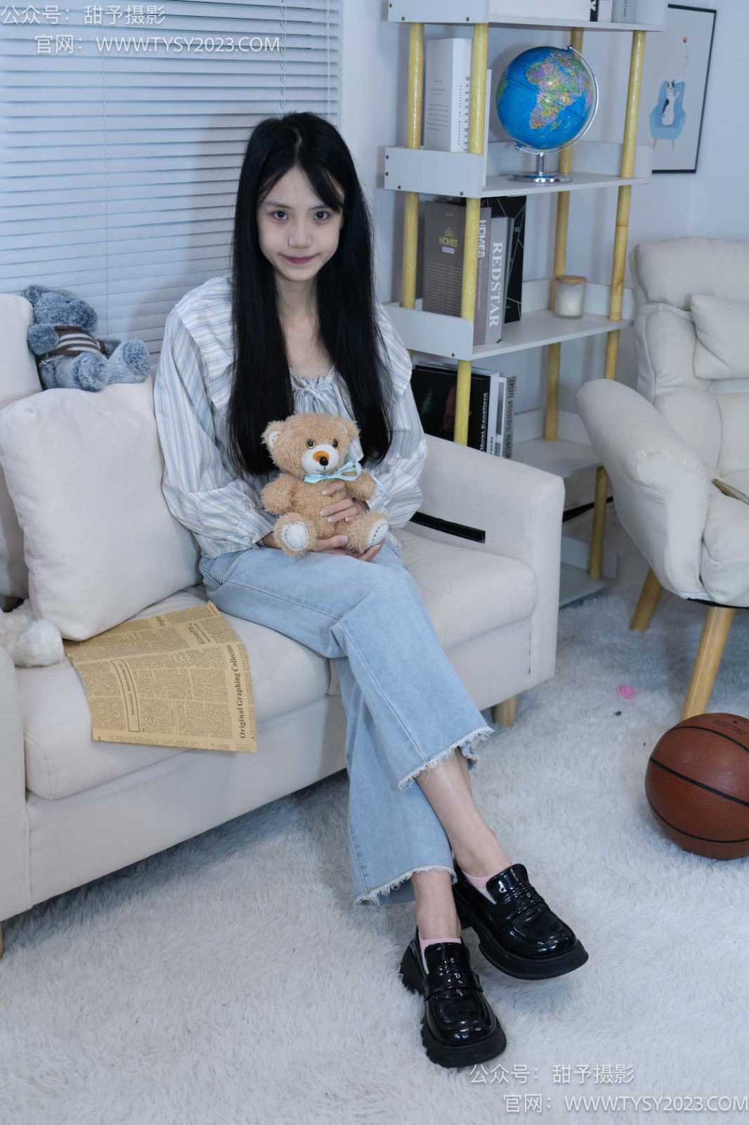 甜予摄影 NO.028 胡桃-皮鞋、白棉袜、裸足[124P/2V/10.06GB]插图4