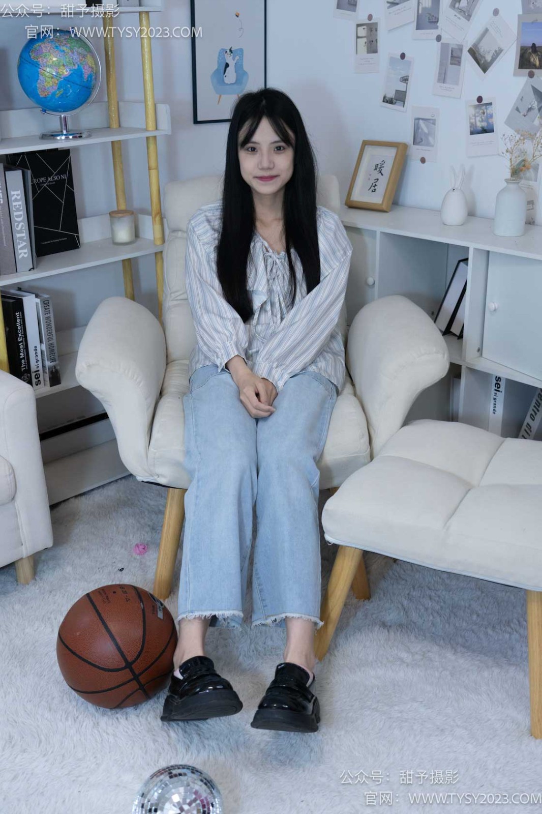 甜予摄影 NO.028 胡桃-皮鞋、白棉袜、裸足[124P/2V/10.06GB]插图1