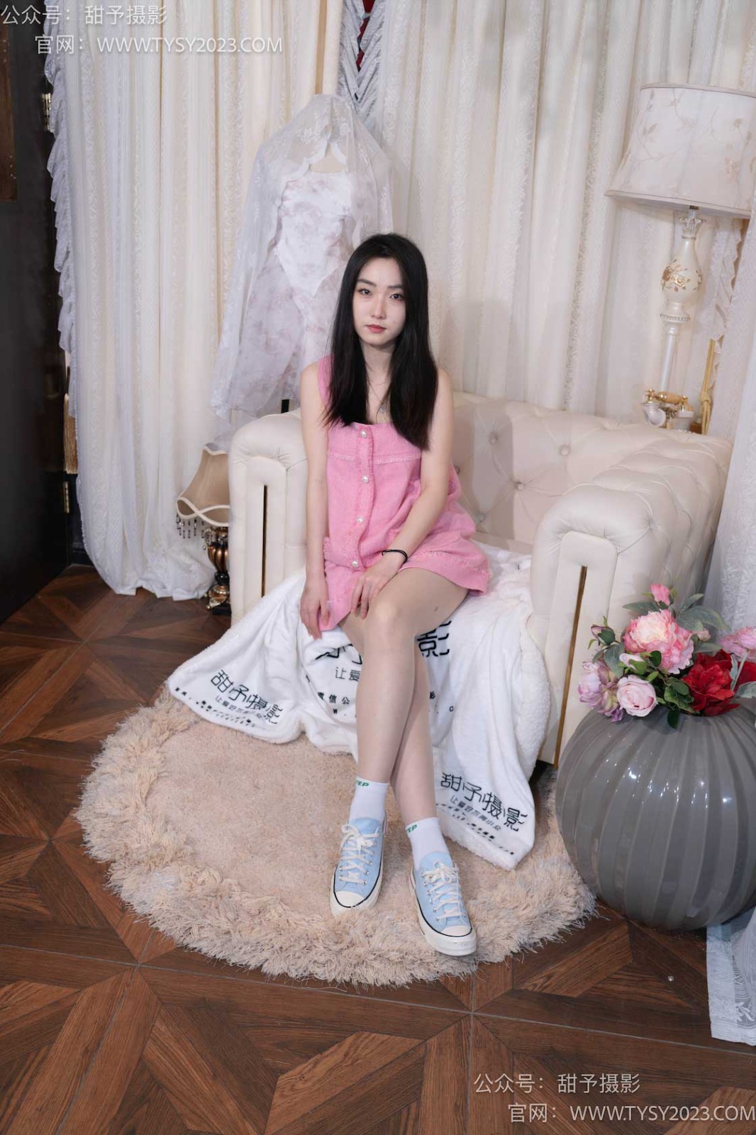 甜予摄影 NO.035 栗栗-帆布鞋、白棉袜、肉丝（脚尖加固款）[128P/2V/9.88GB]插图1