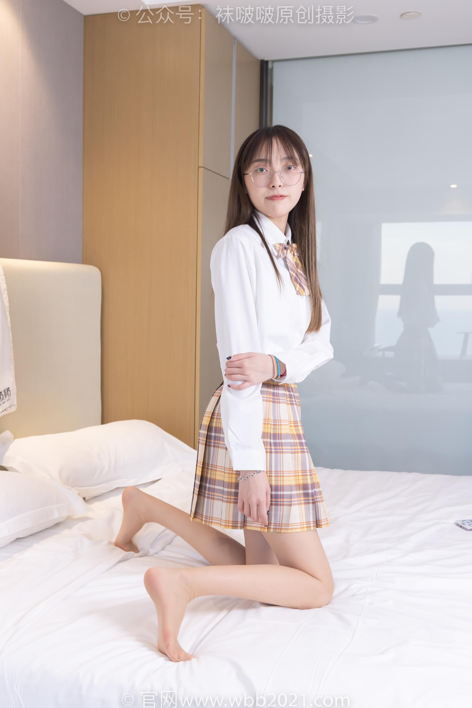 袜啵啵 374期花絮版 稚予肉丝脚洗脚剧情[150P1V5.76GB]插图2