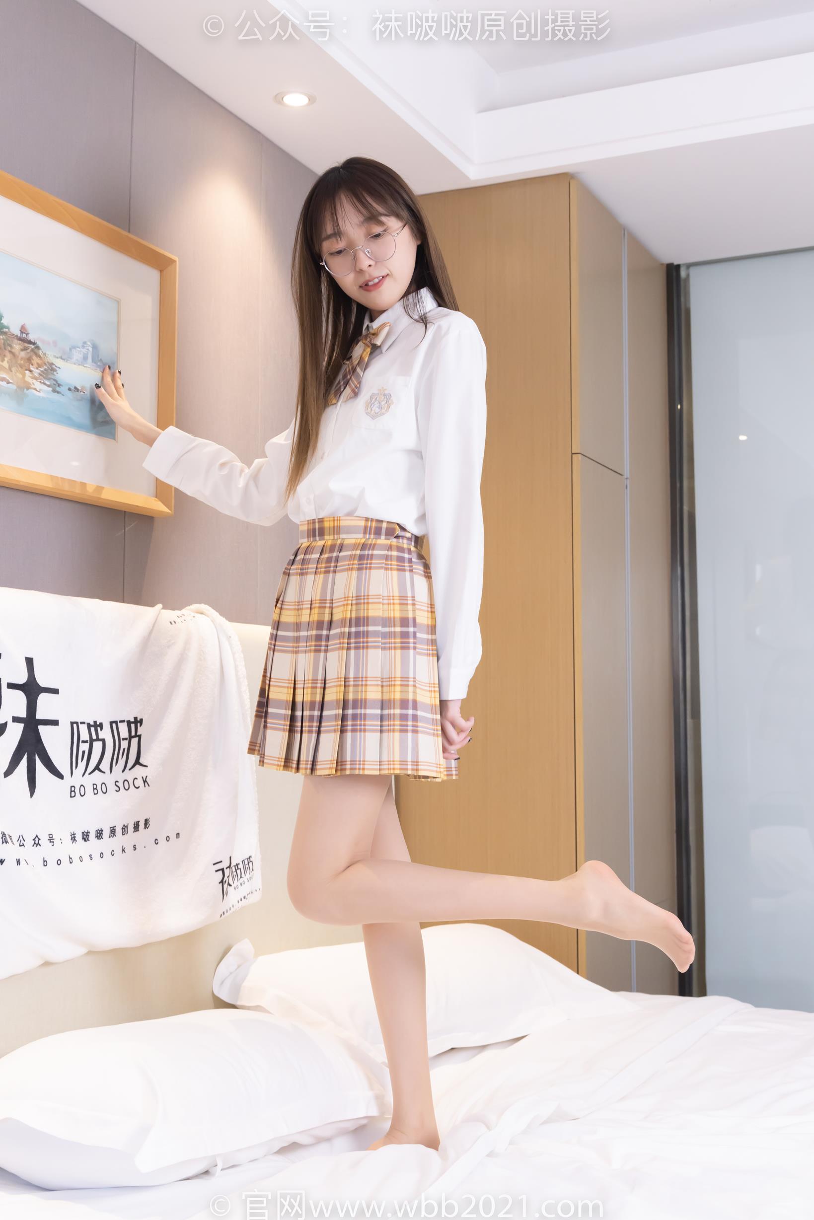 袜啵啵 374期花絮版 稚予肉丝脚洗脚剧情[150P1V5.76GB]插图7