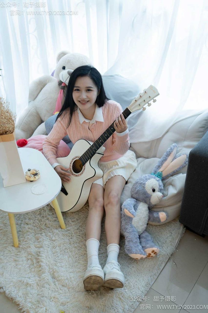 甜予摄影 NO.037 澜澜-板鞋、白棉袜、裸足[120P/2V/9.65GB]插图4