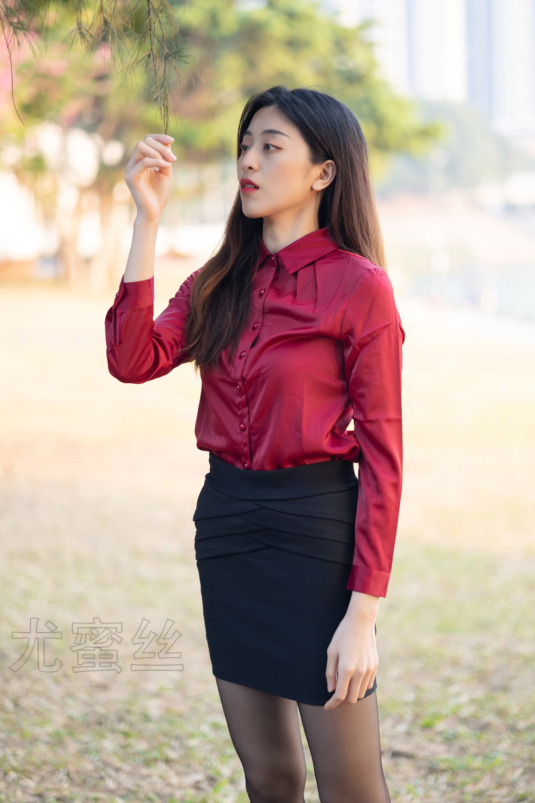 尤蜜丝 NO.090 穿搭推广展示图集[74P/1V/832MB]插图4